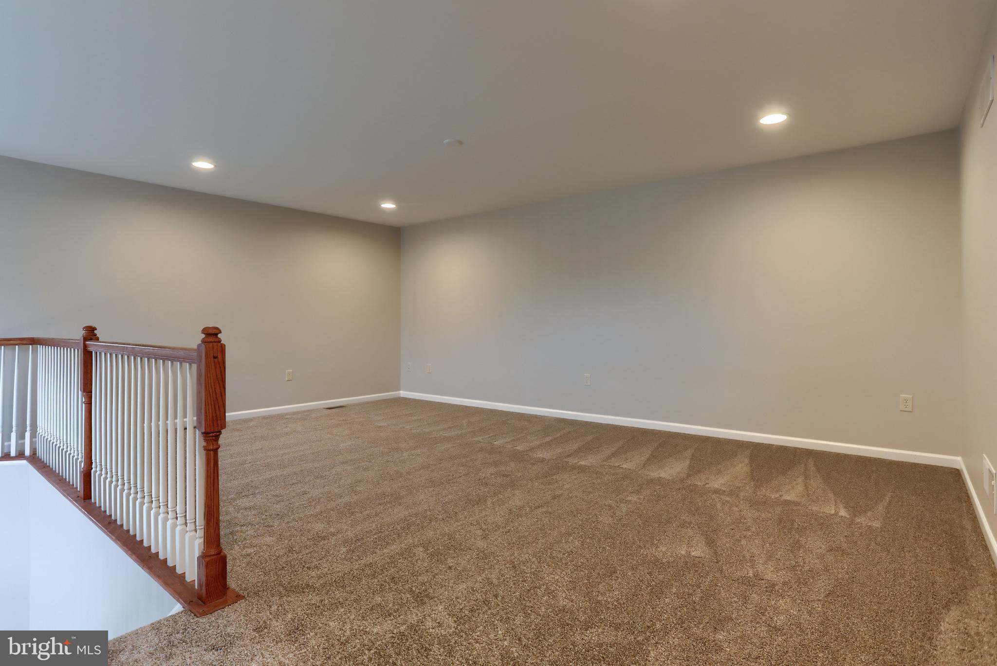 PINE VIEW - Residential