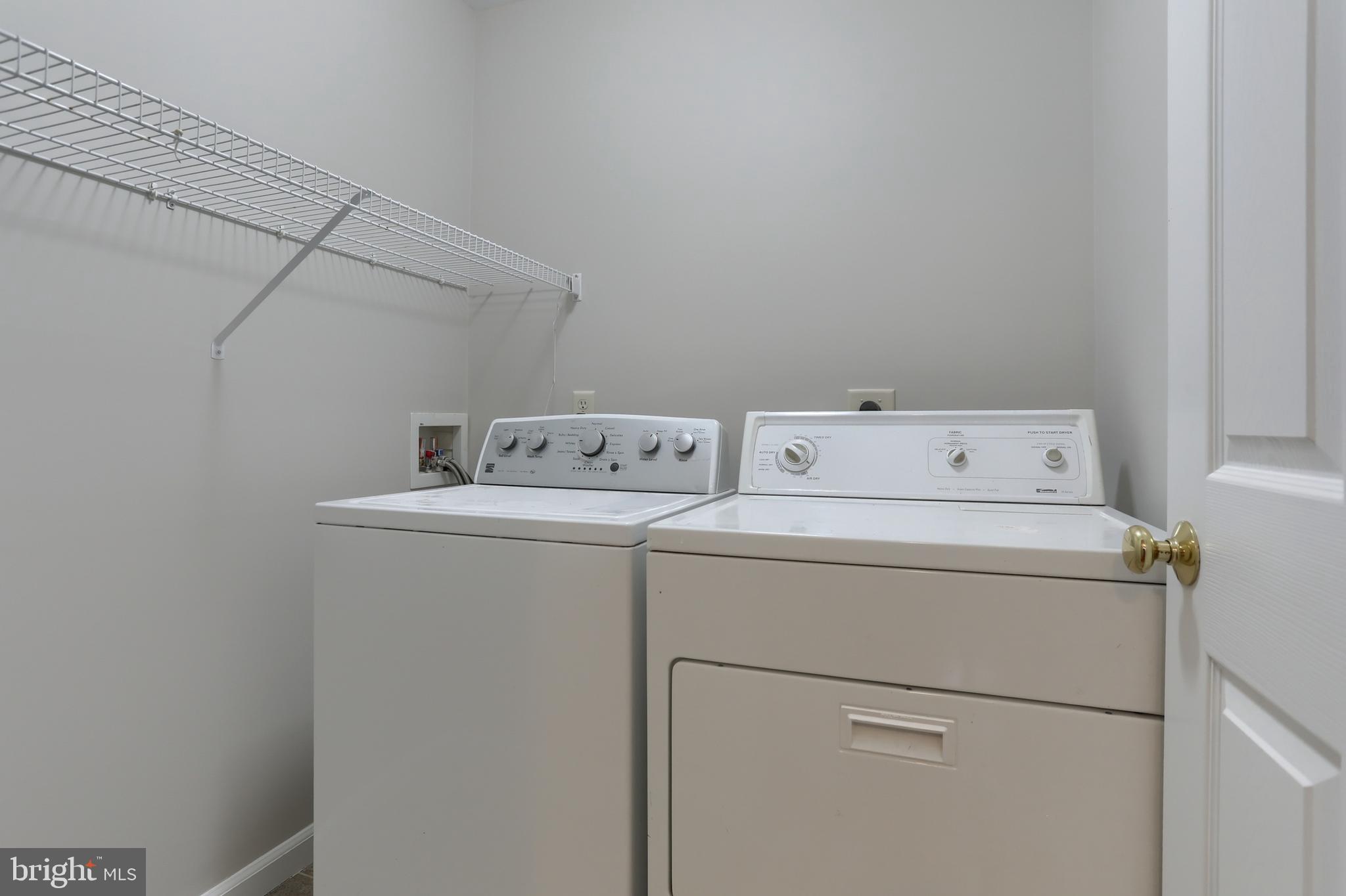 PINE VIEW - Residential