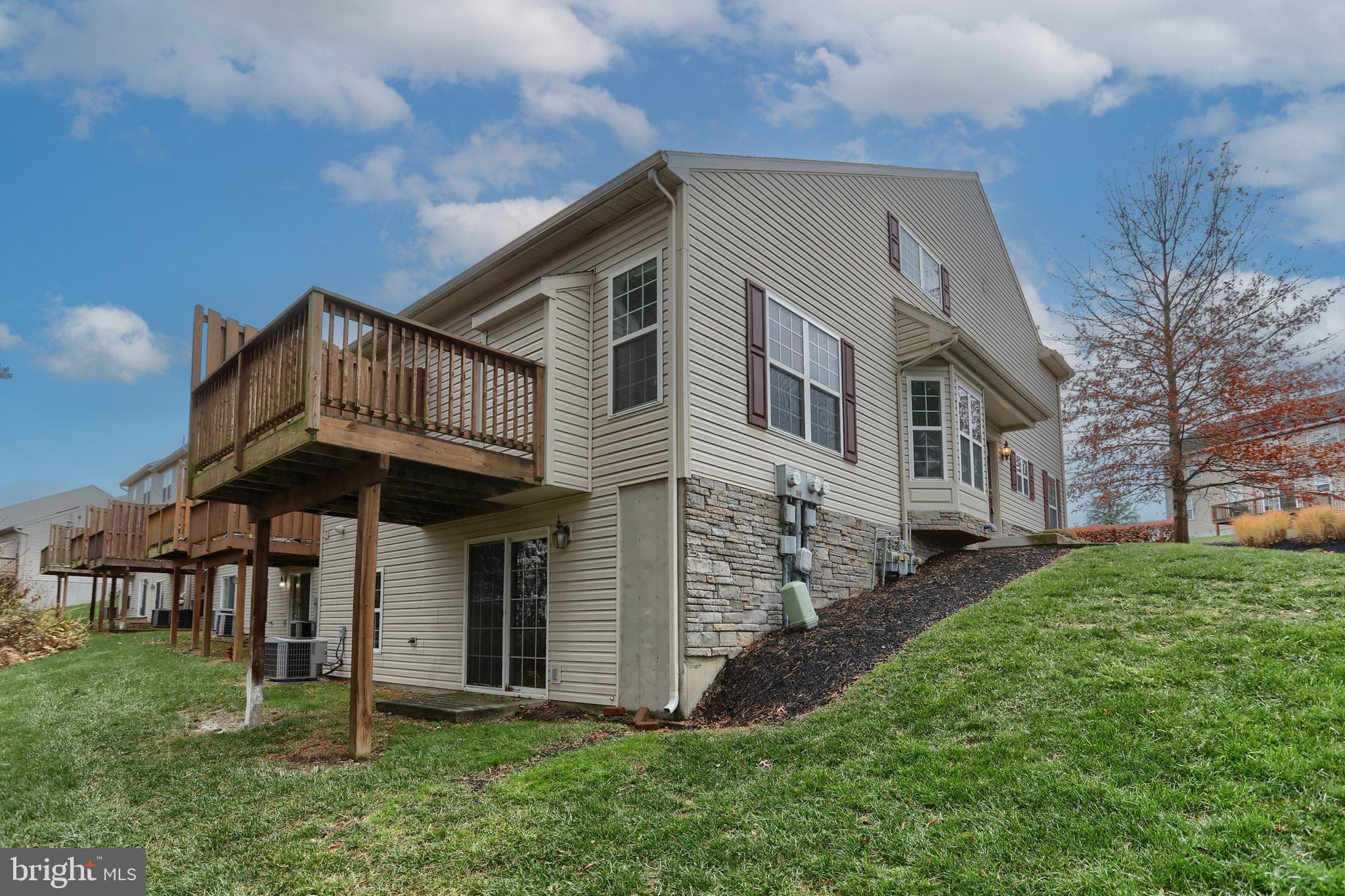 PINE VIEW - Residential