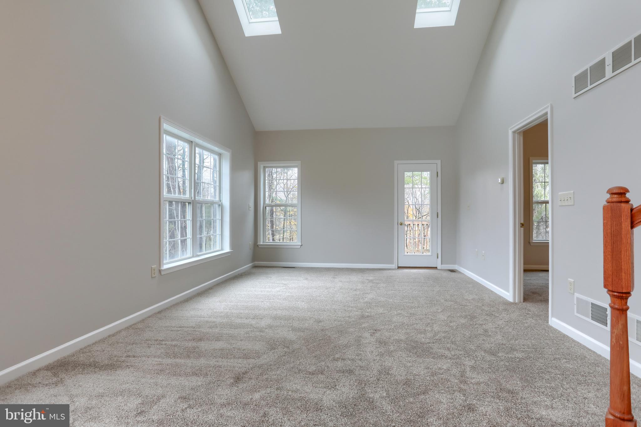 PINE VIEW - Residential