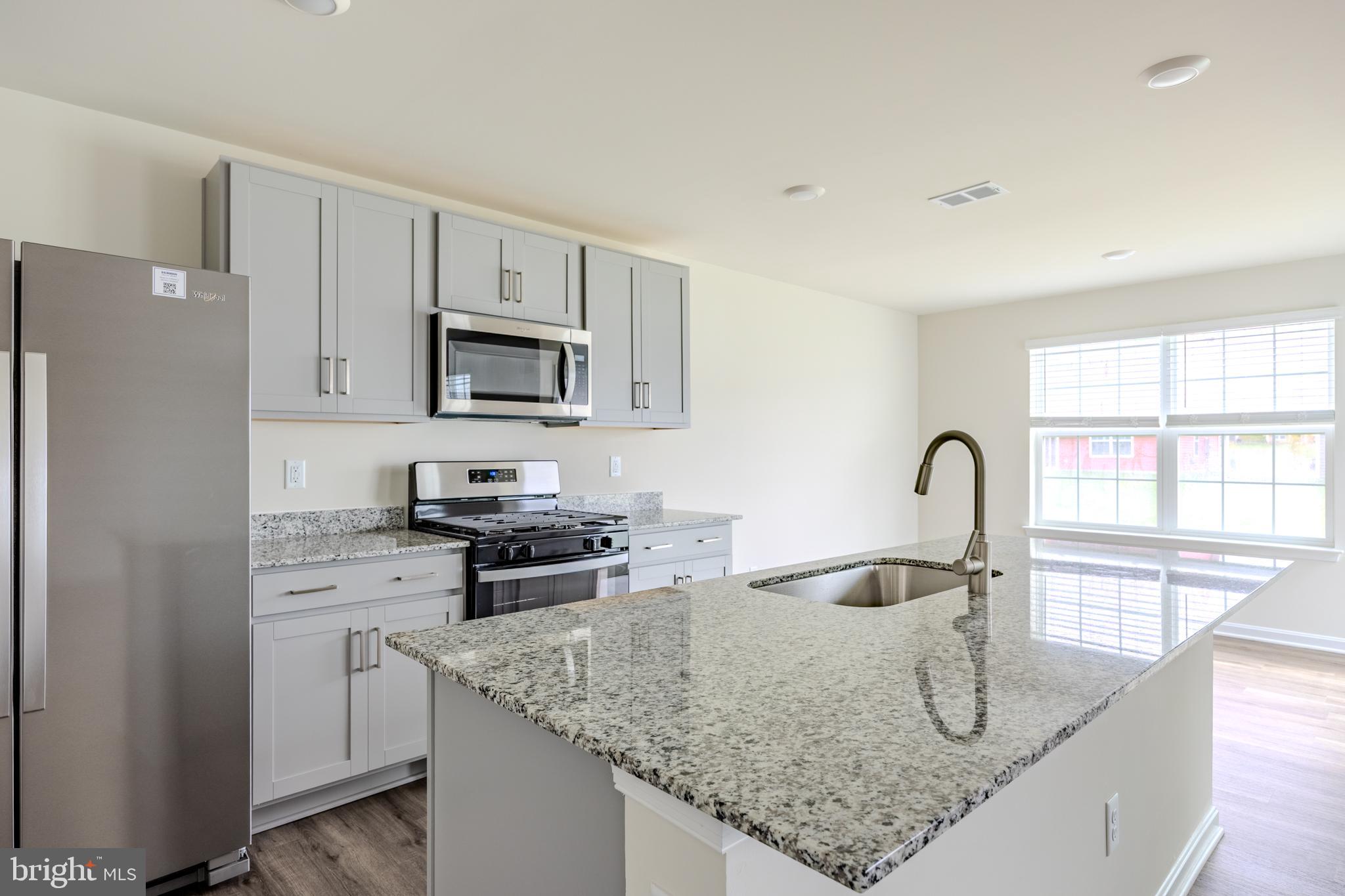 WEST WIND - Residential Lease