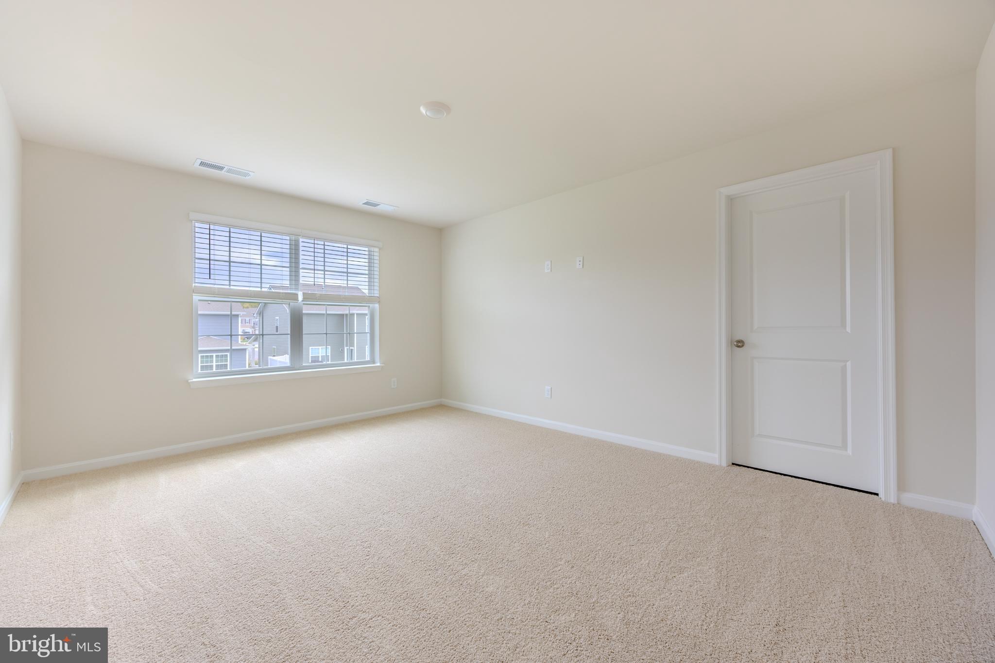 WEST WIND - Residential Lease