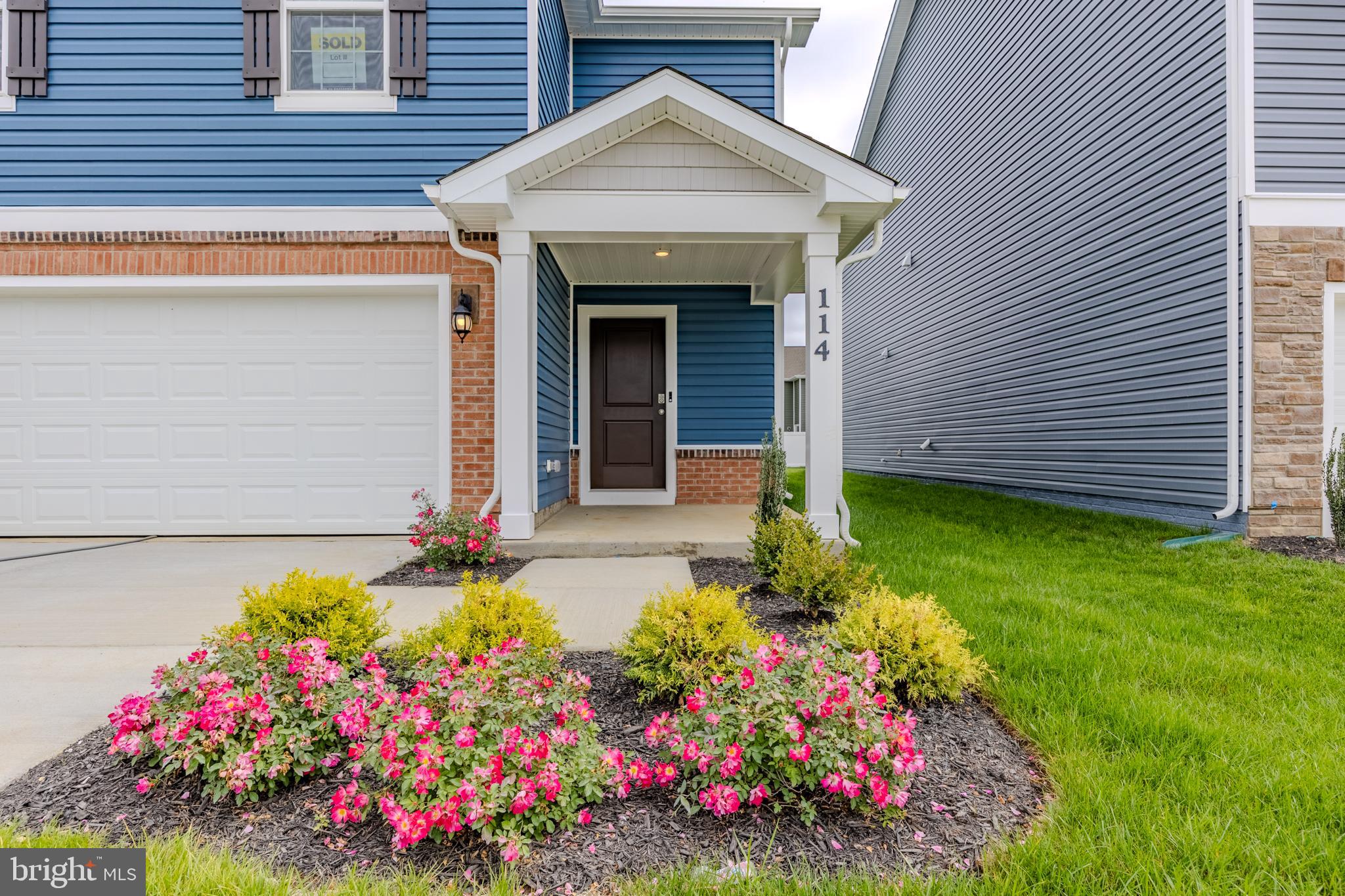 WEST WIND - Residential Lease