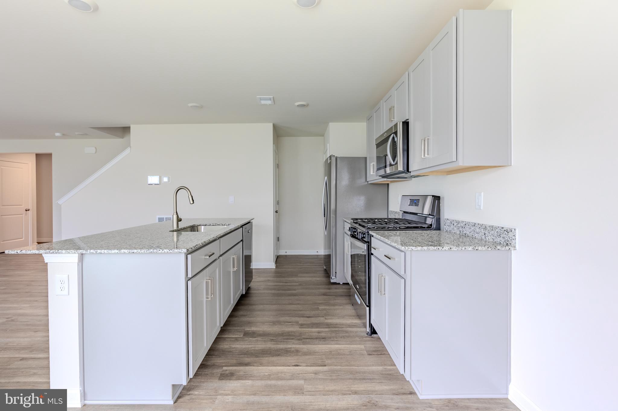 WEST WIND - Residential Lease