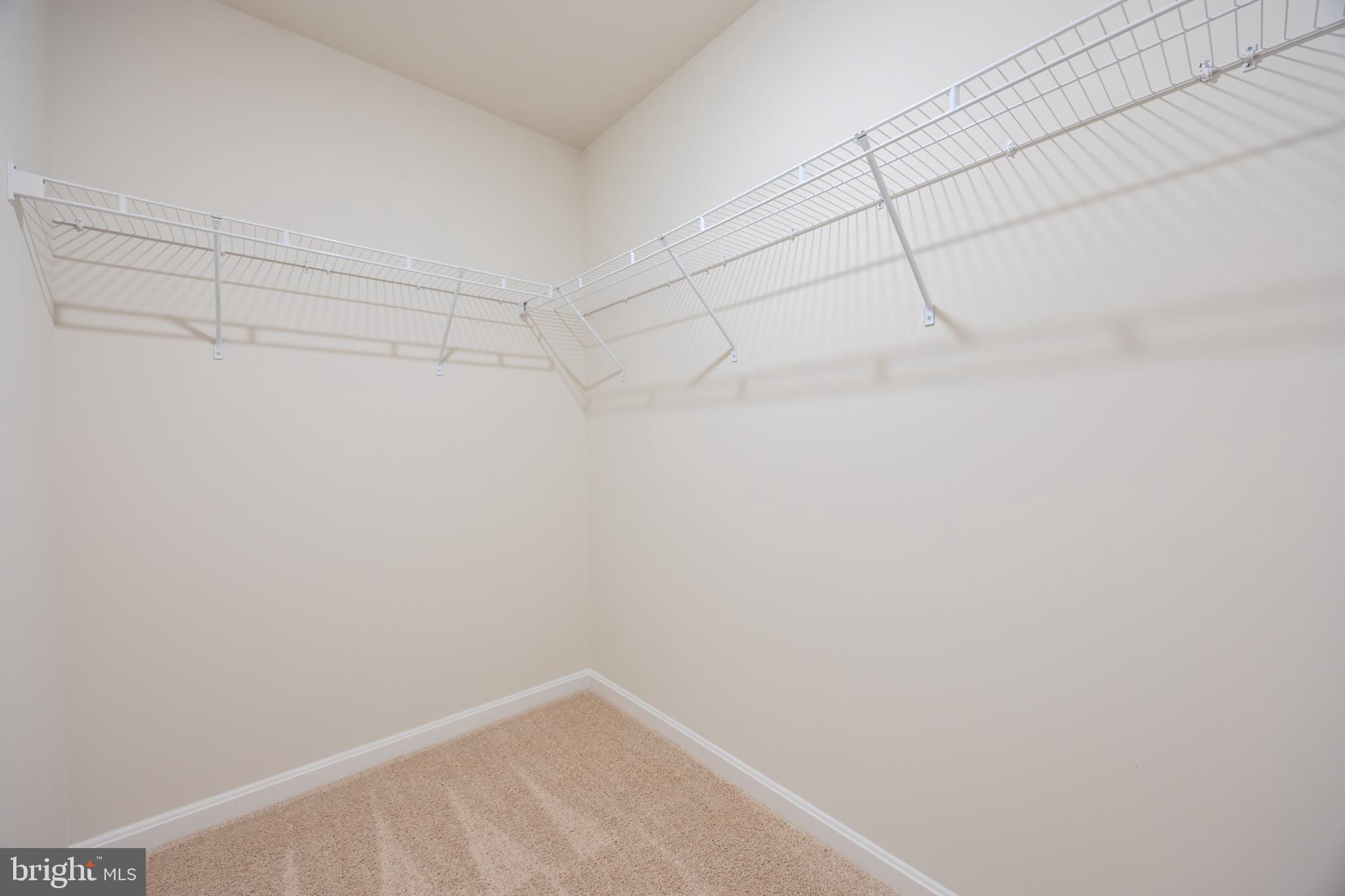 WEST WIND - Residential Lease