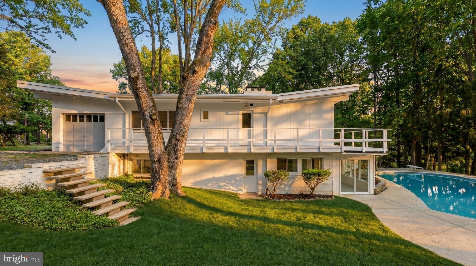 10903 BEACH MILL ROAD