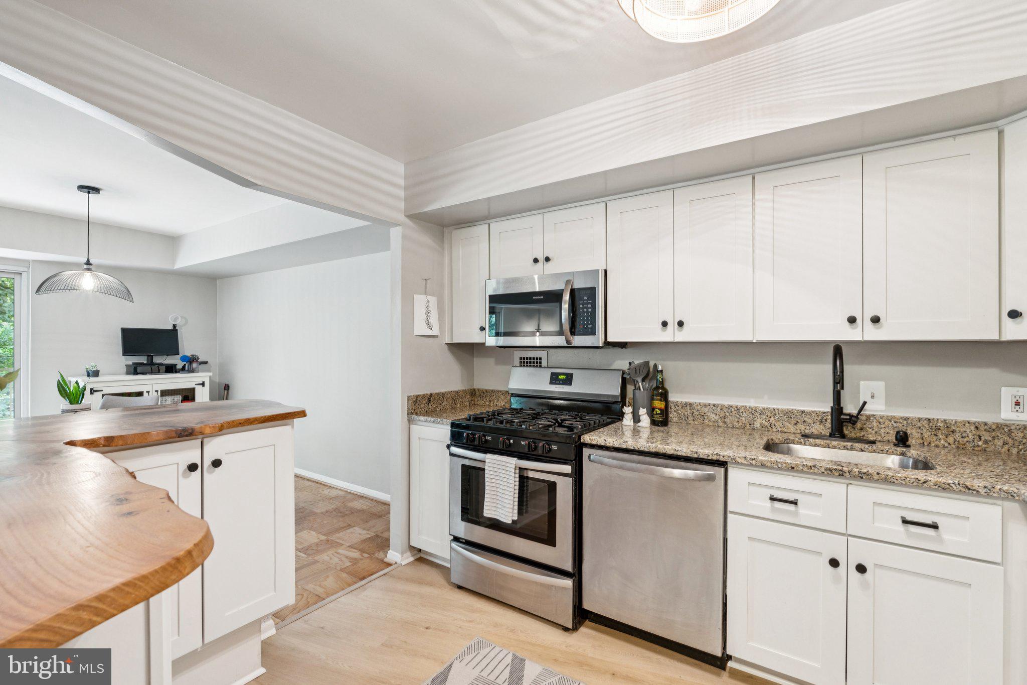 PARKSIDE PLAZA CODM - Residential