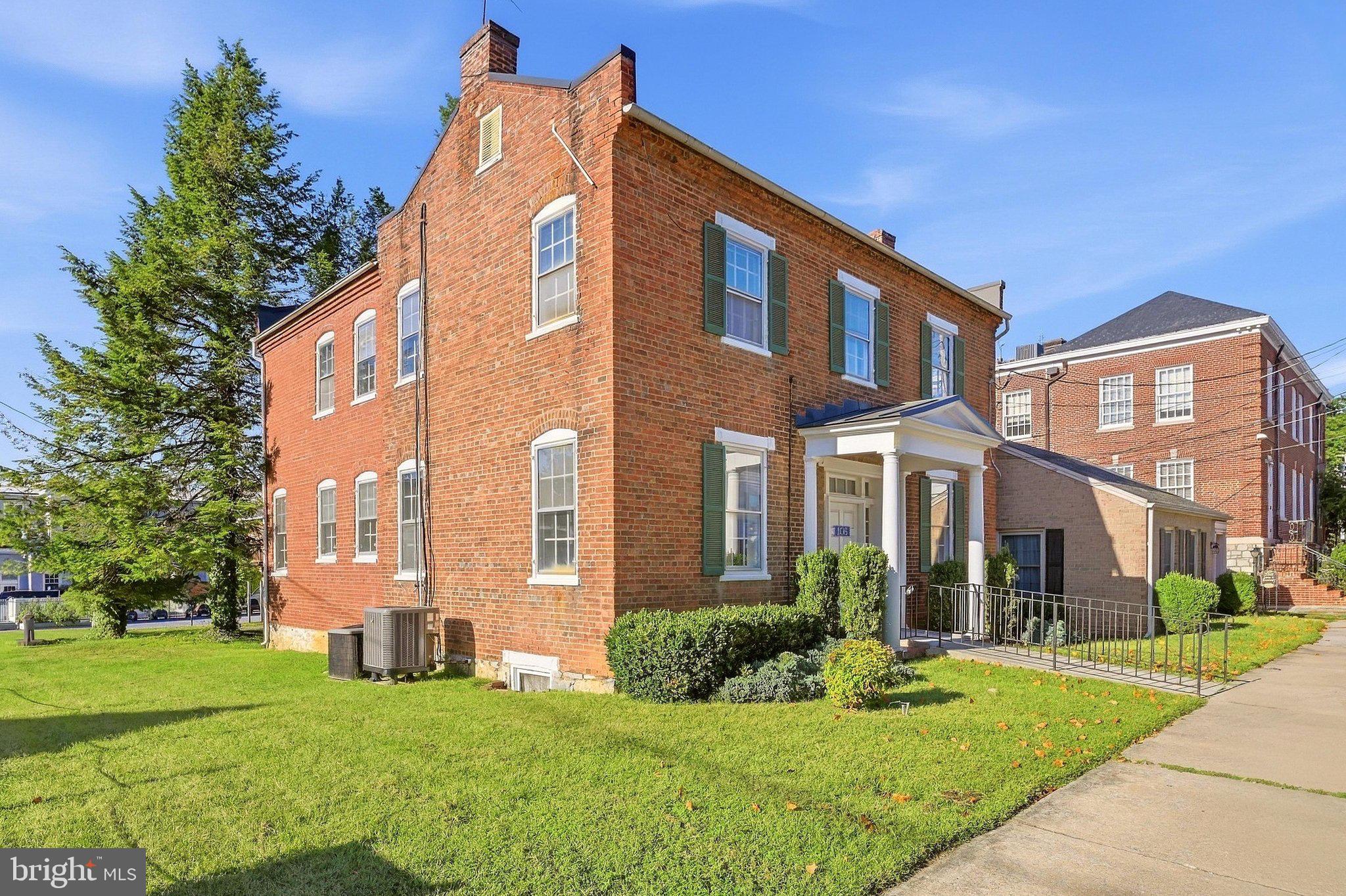 108 W CONGRESS STREET