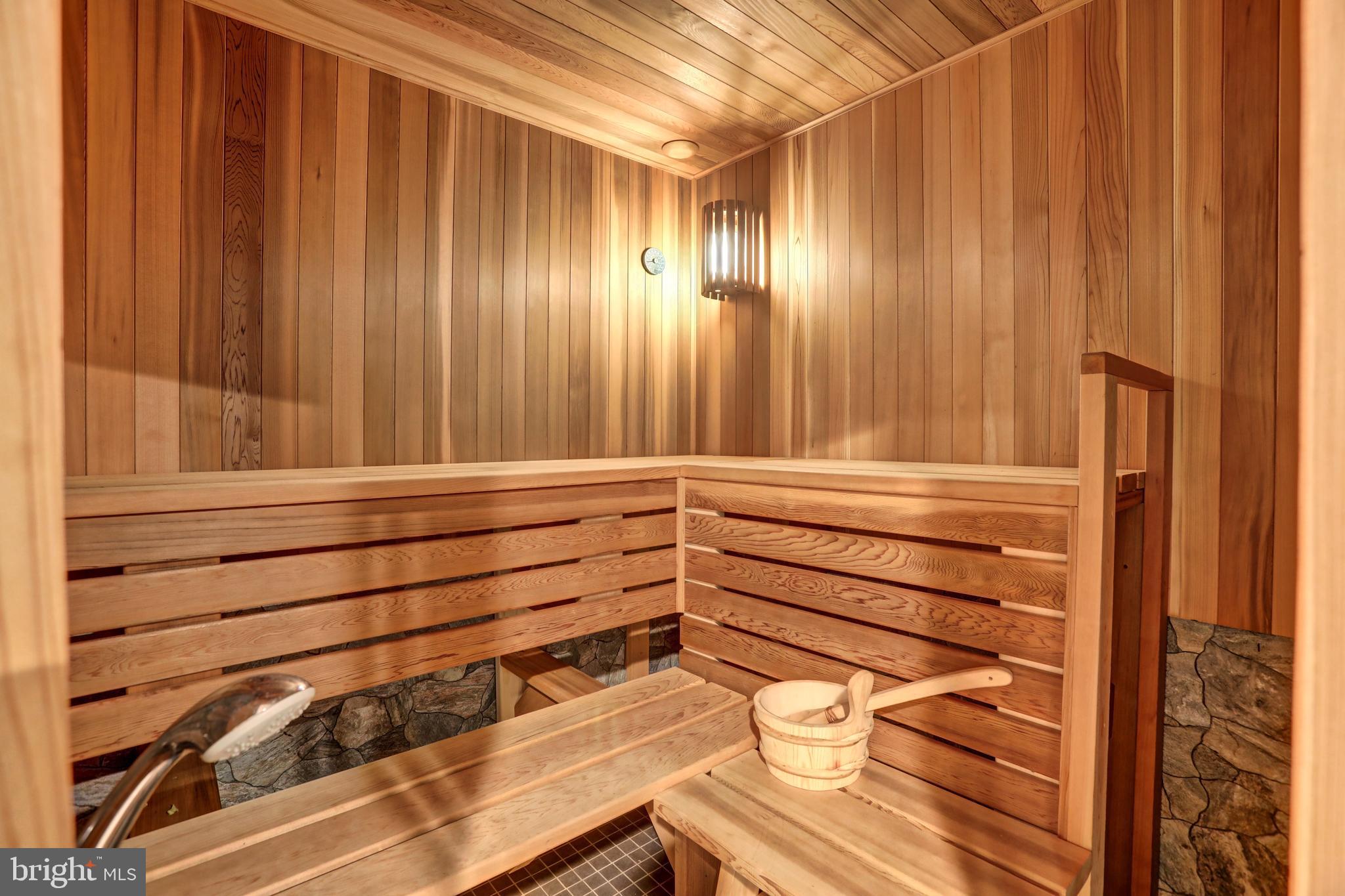 MAYFAIR - Residential