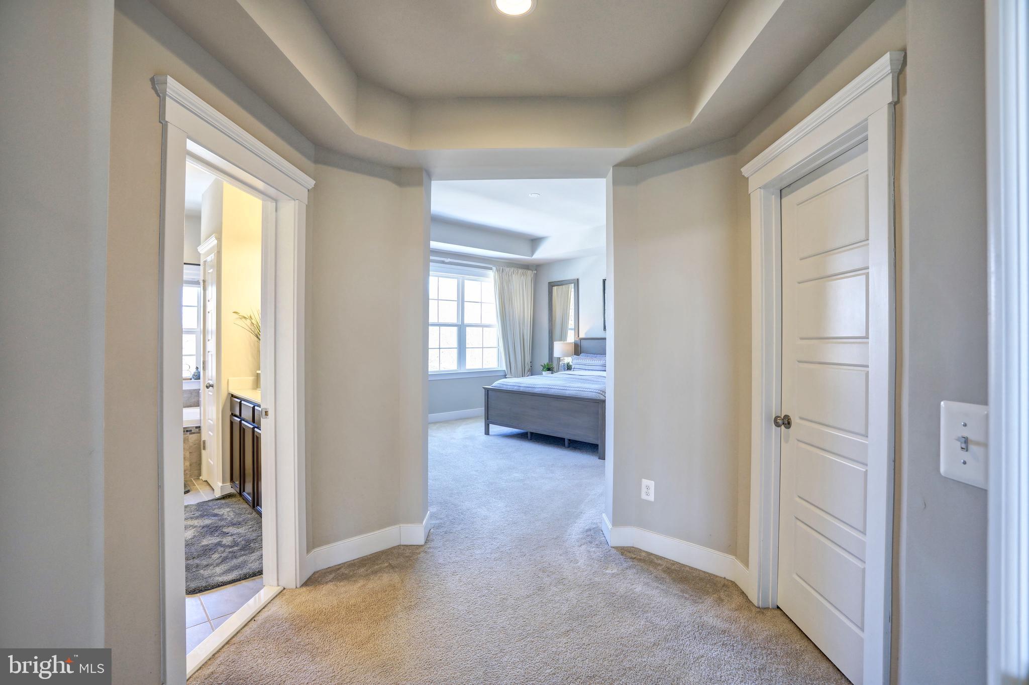 MAYFAIR - Residential