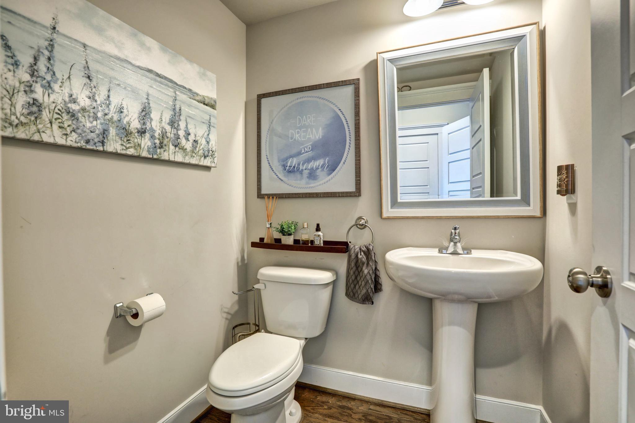 MAYFAIR - Residential