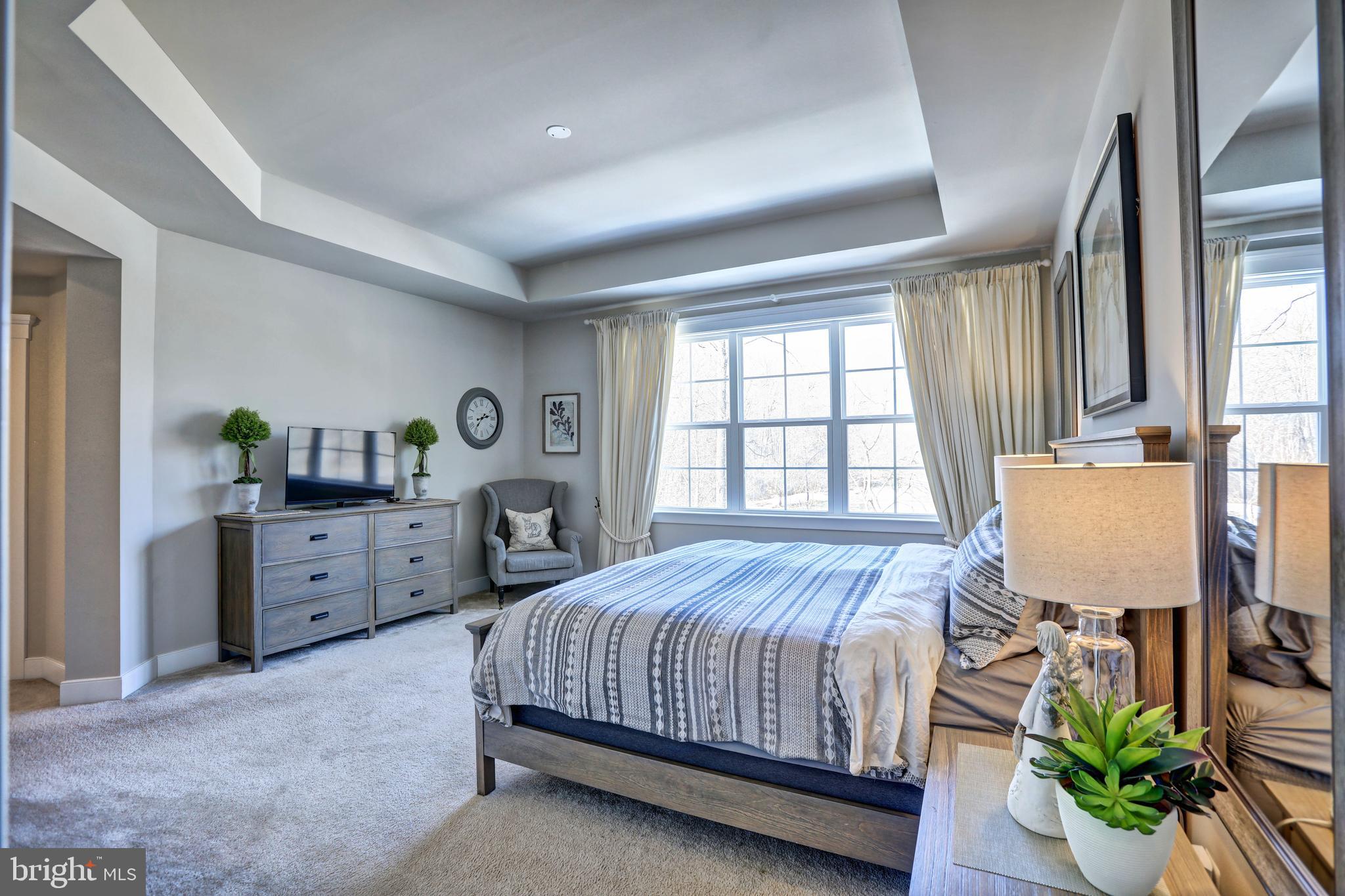 MAYFAIR - Residential