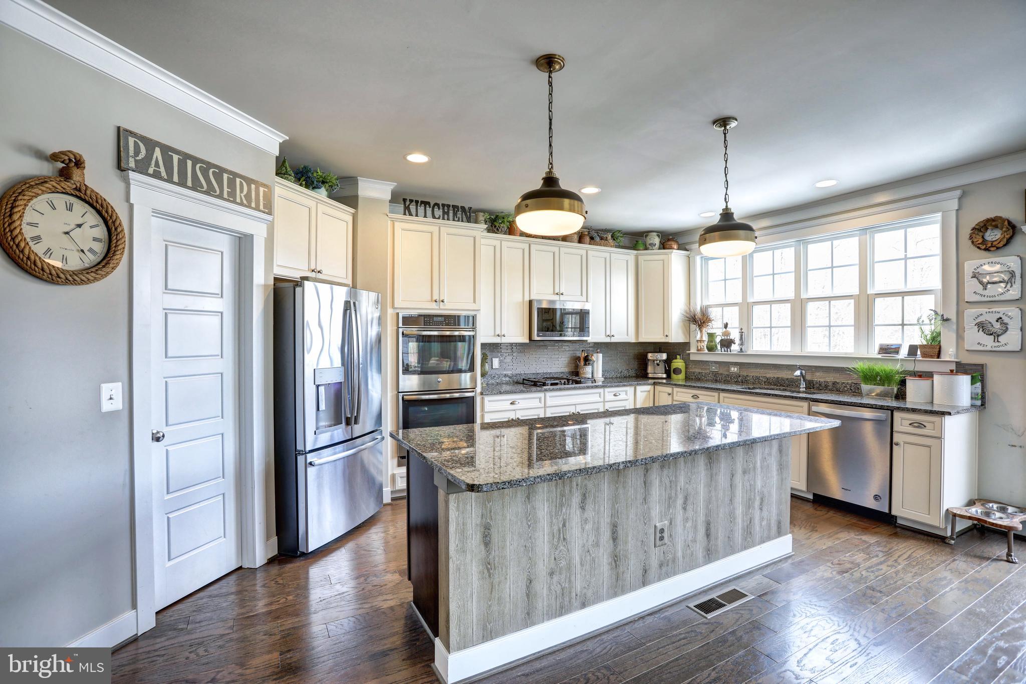 MAYFAIR - Residential