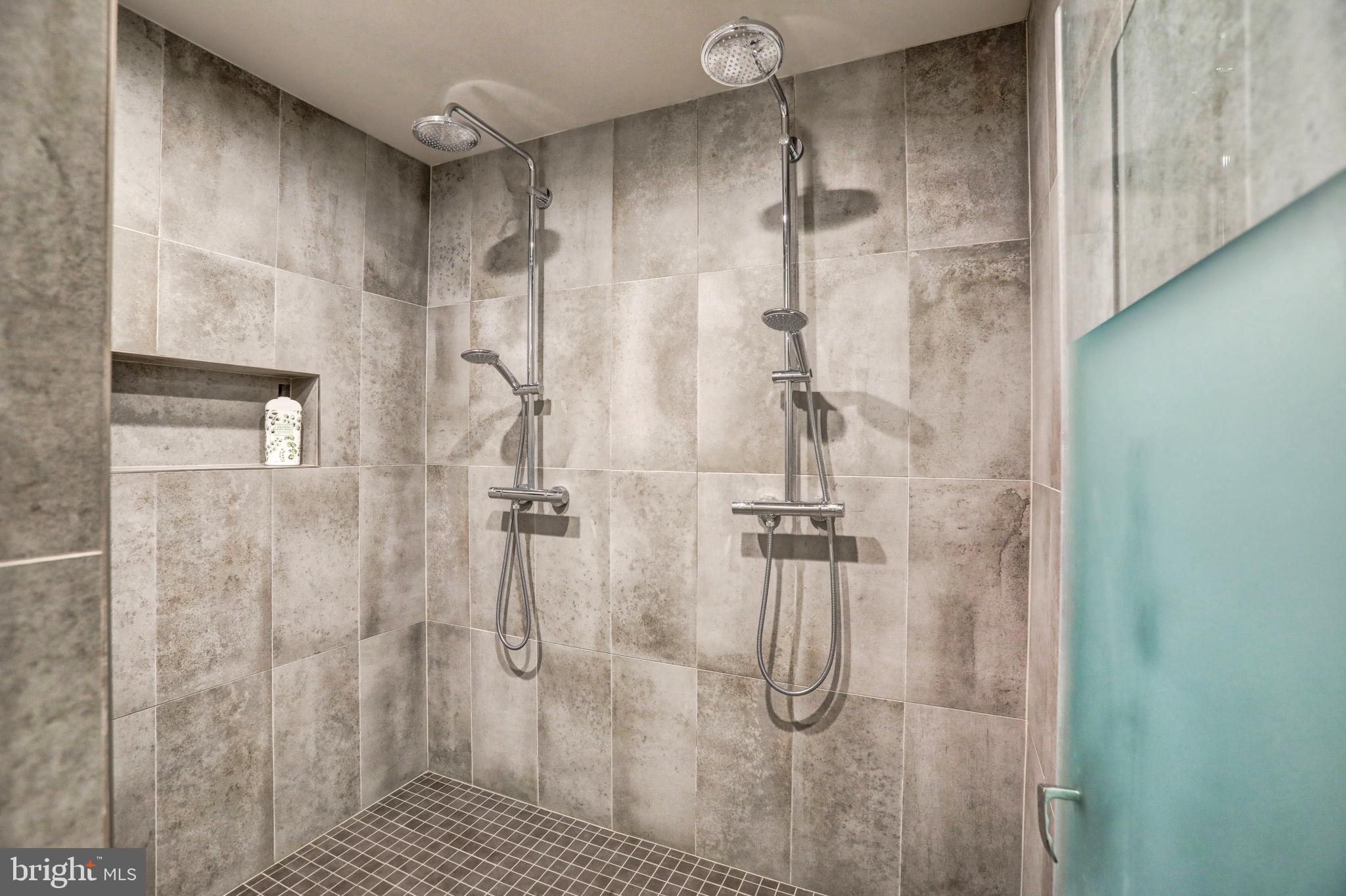 MAYFAIR - Residential