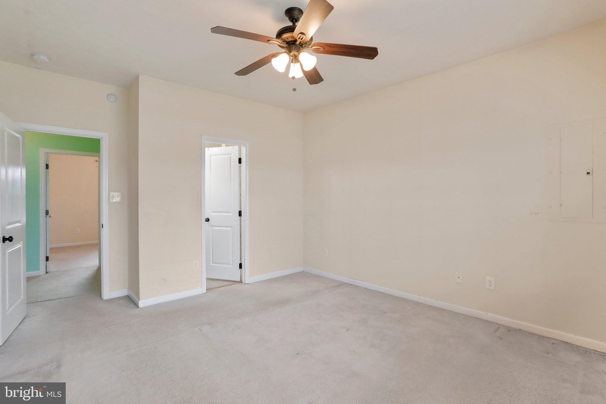 ELIZABETH STATION - Residential