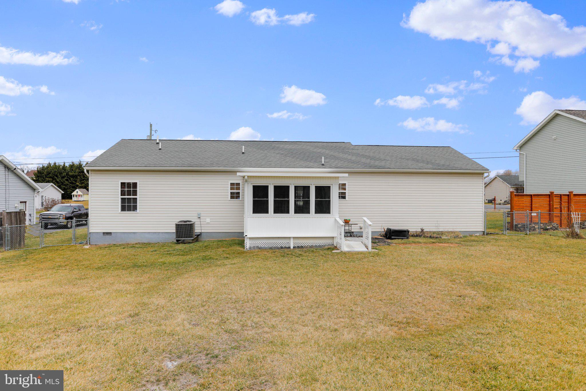 ELIZABETH STATION - Residential