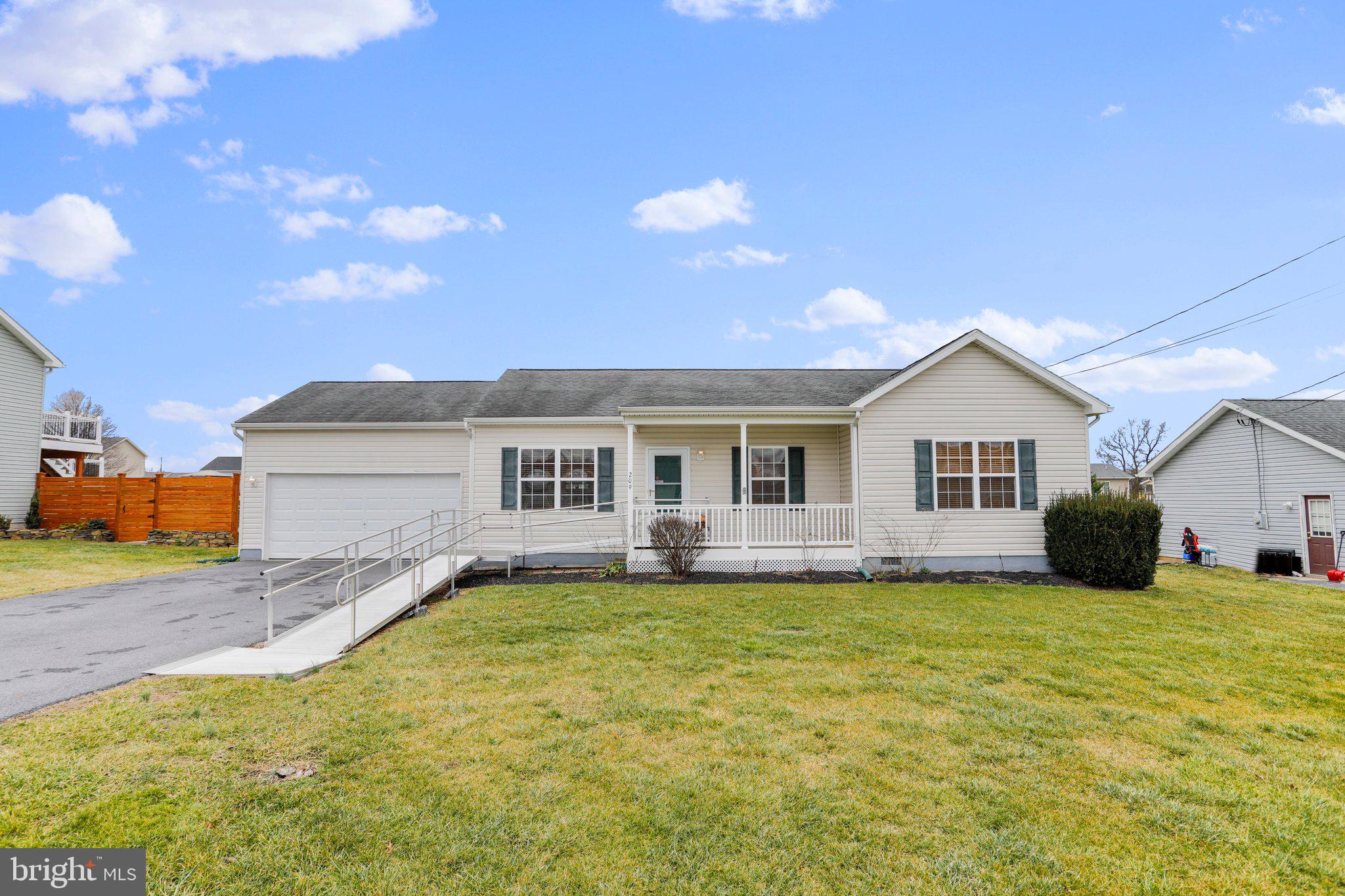 ELIZABETH STATION - Residential