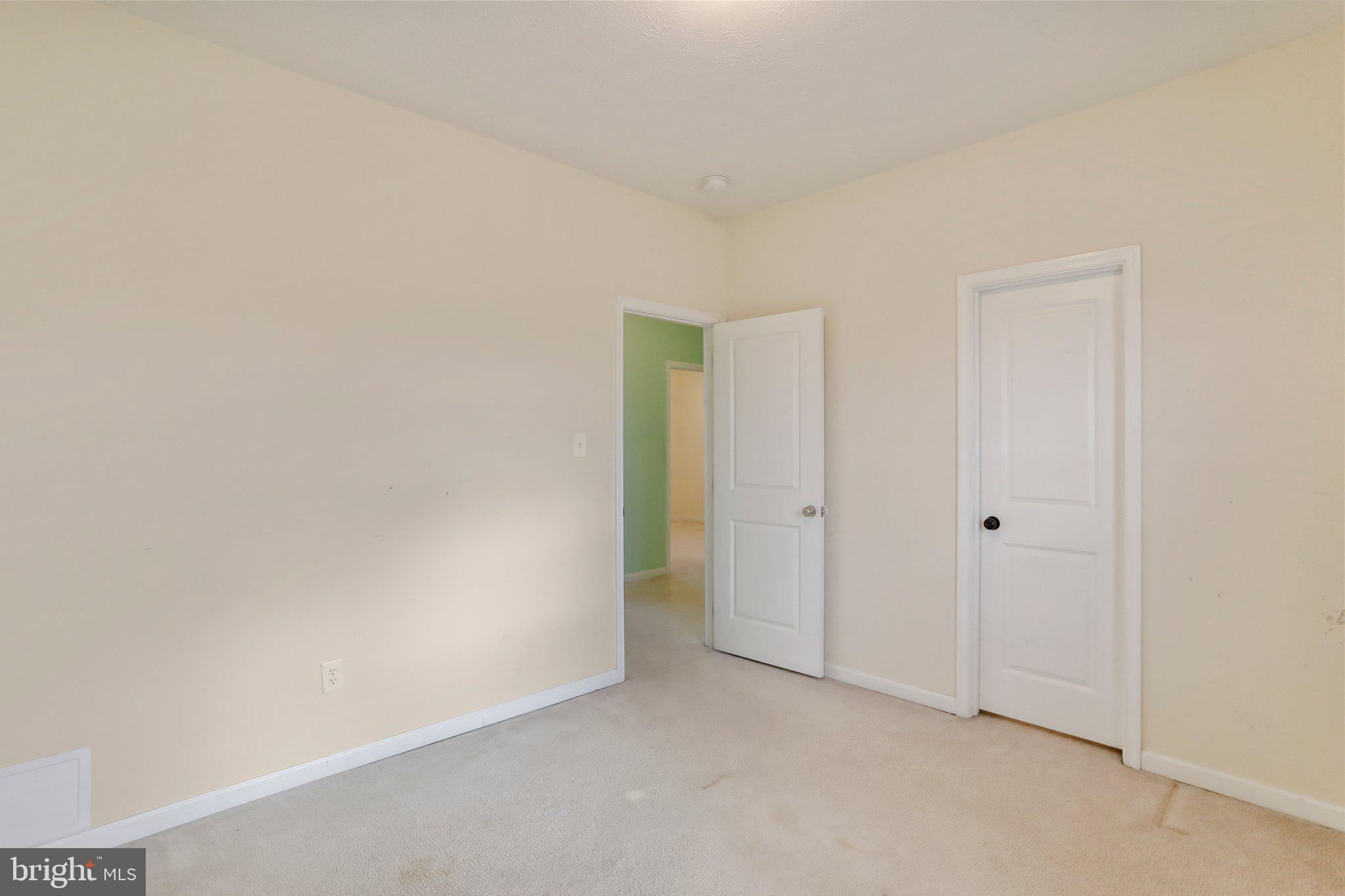 ELIZABETH STATION - Residential