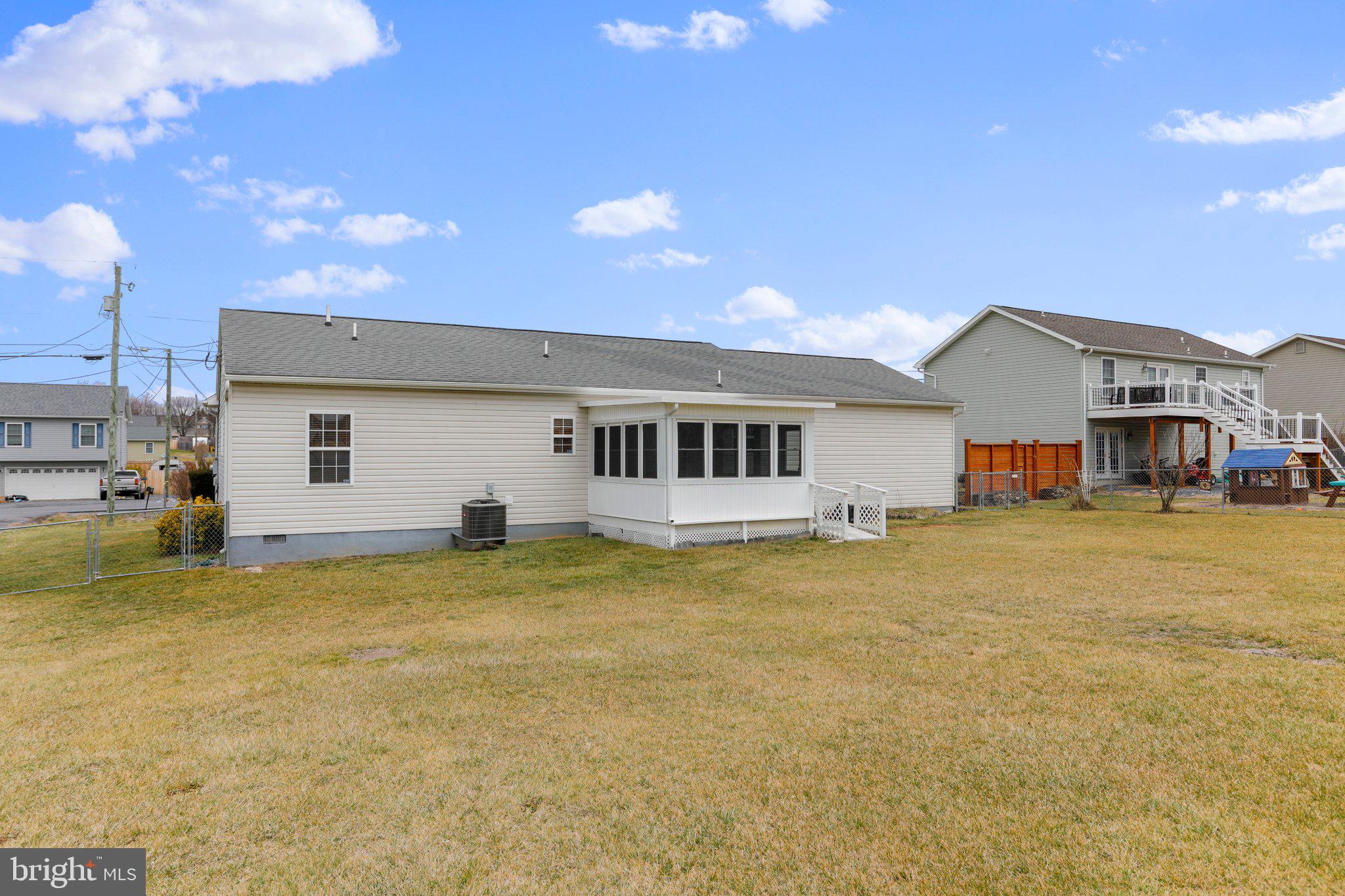 ELIZABETH STATION - Residential