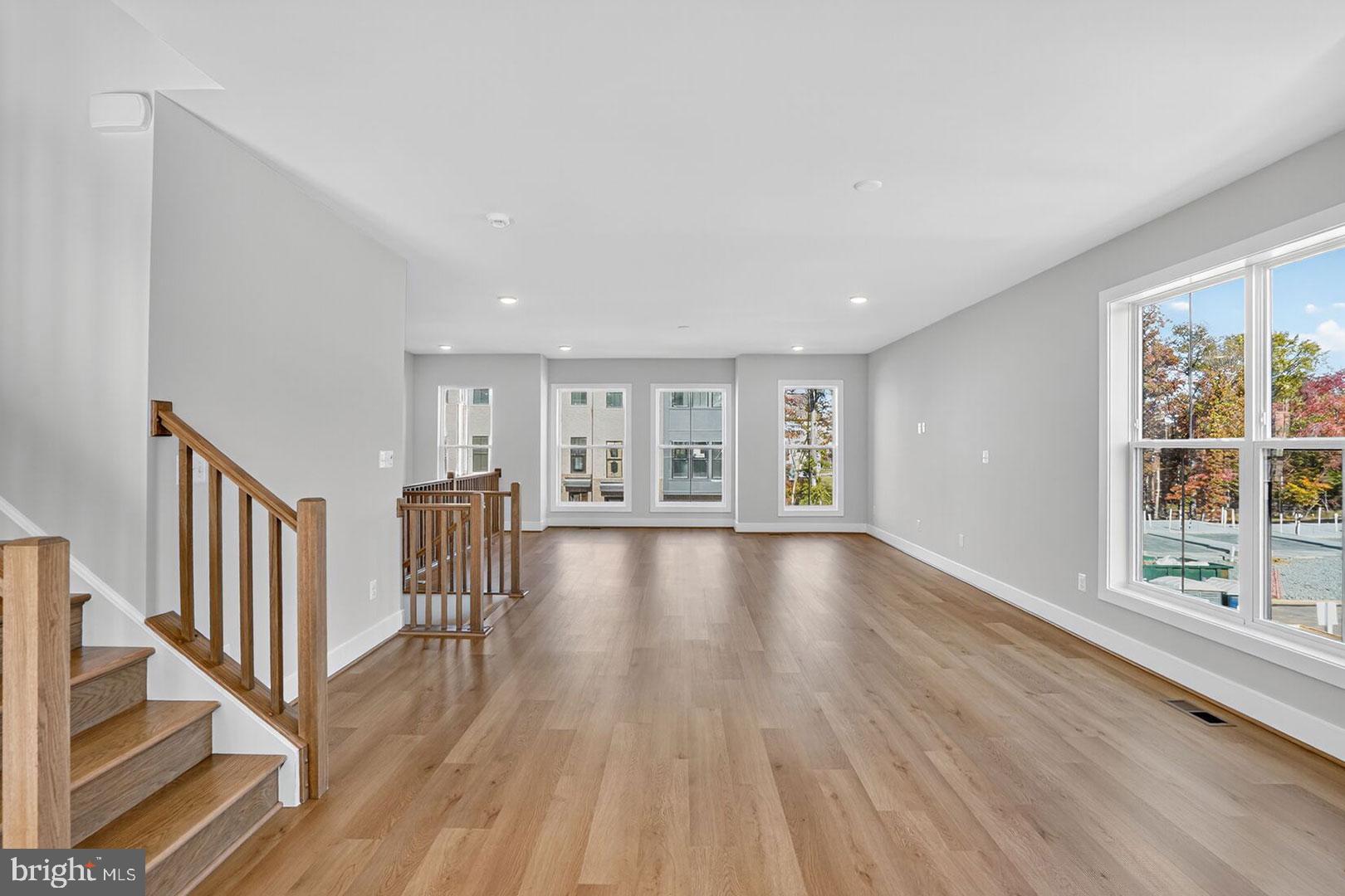 BRAMBLETON - Residential