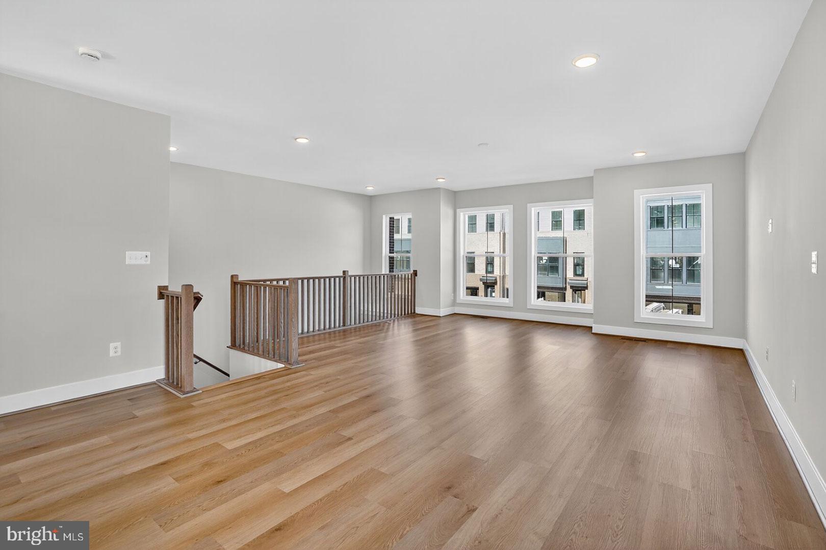 BRAMBLETON - Residential