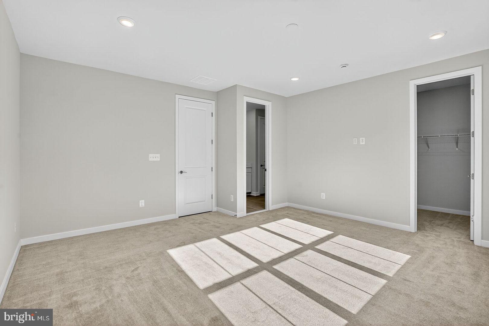 BRAMBLETON - Residential