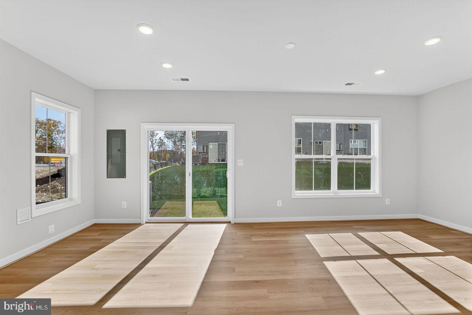 BRAMBLETON - Residential