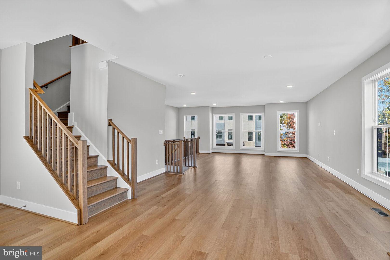 BRAMBLETON - Residential