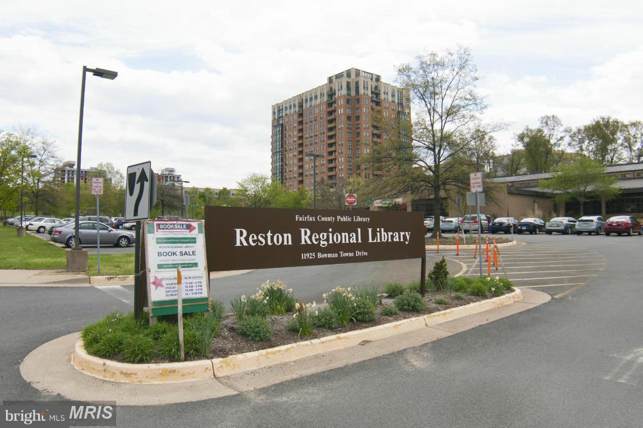 OAK PARK - Residential Lease