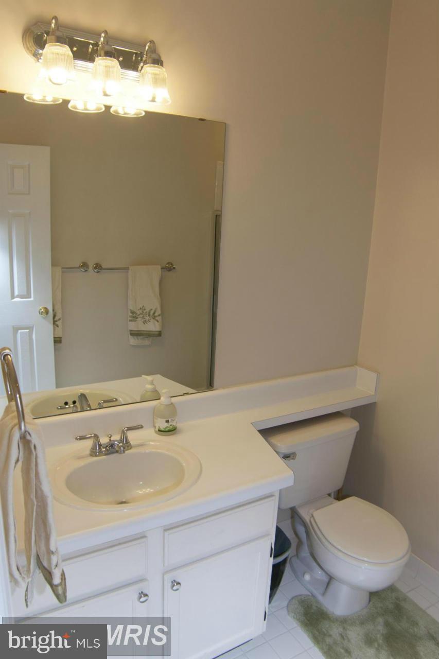 OAK PARK - Residential Lease