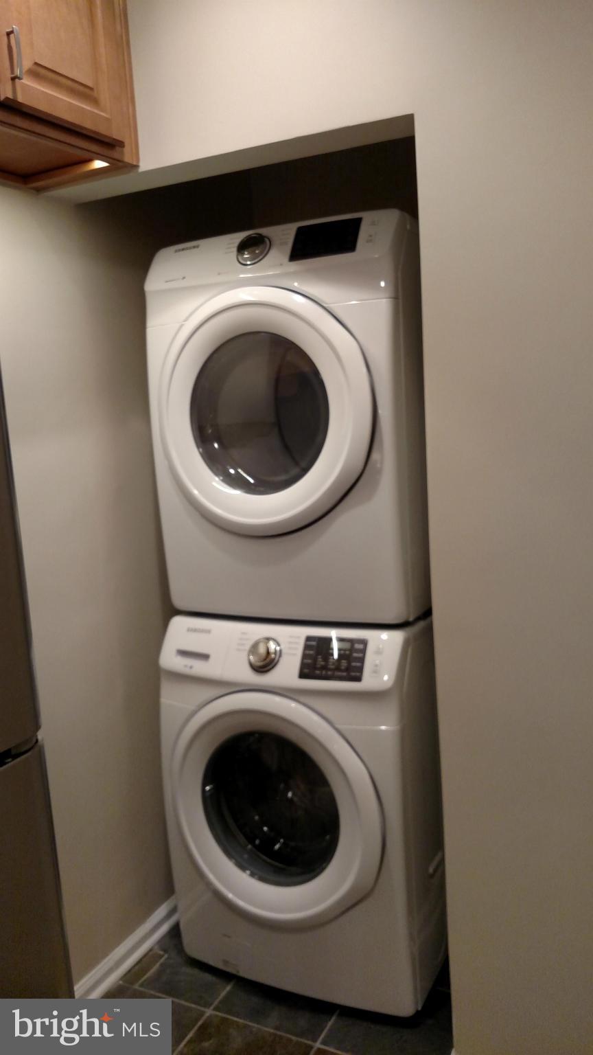 OAK PARK - Residential Lease