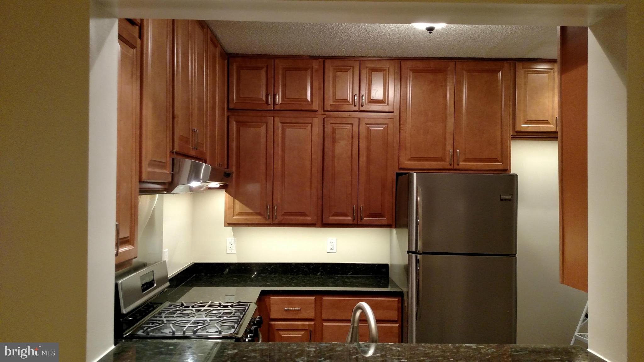 OAK PARK - Residential Lease