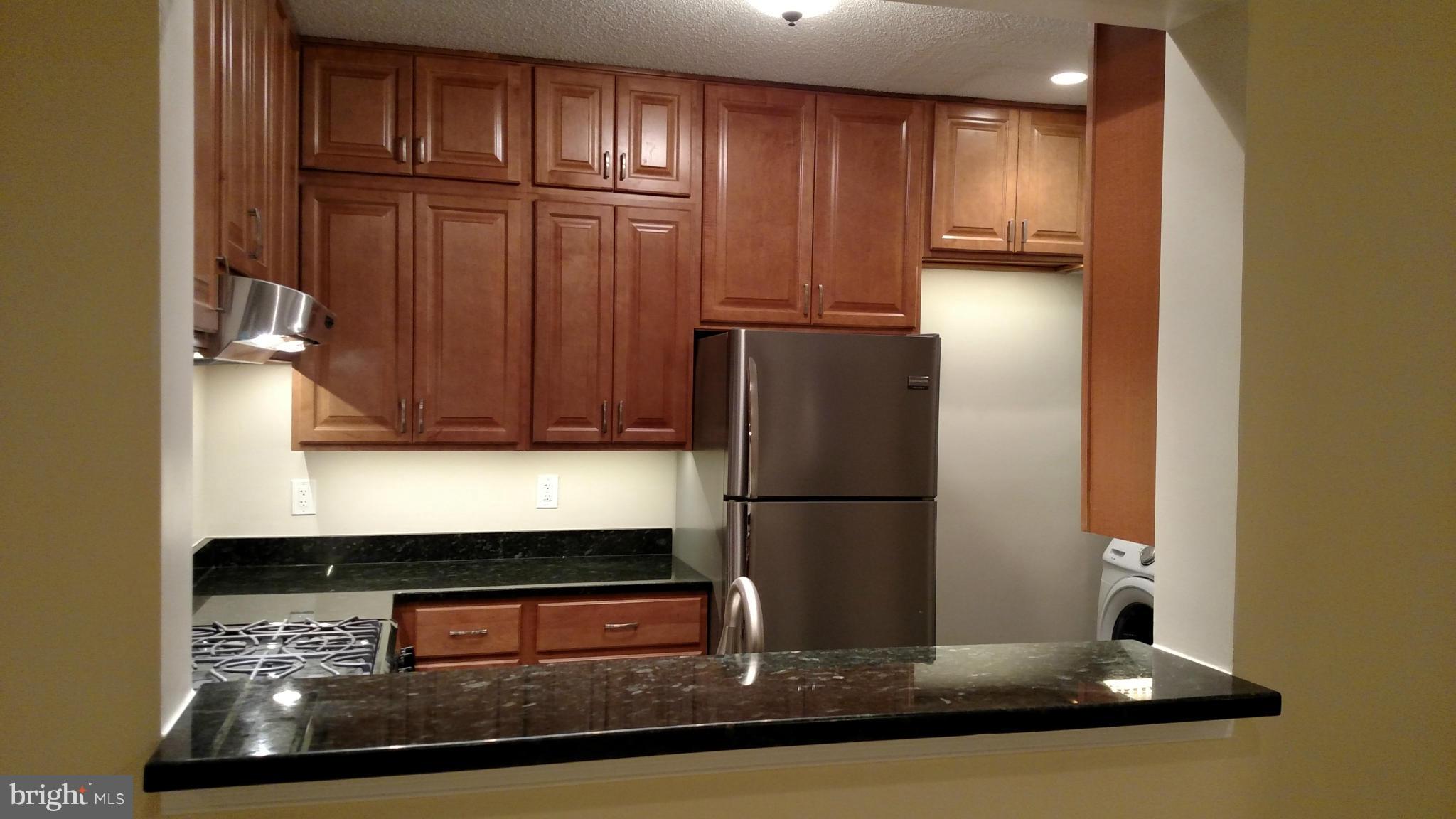 OAK PARK - Residential Lease