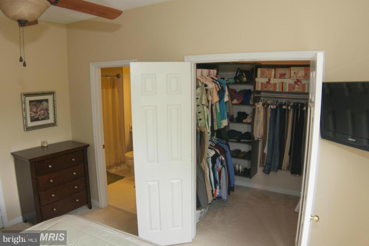 OAK PARK - Residential Lease