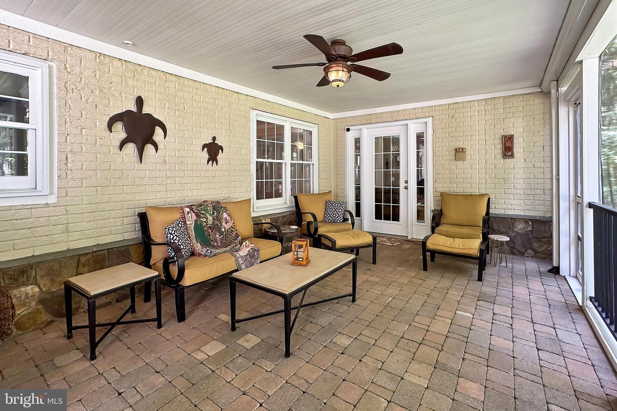 HERITAGE FARMS - Residential