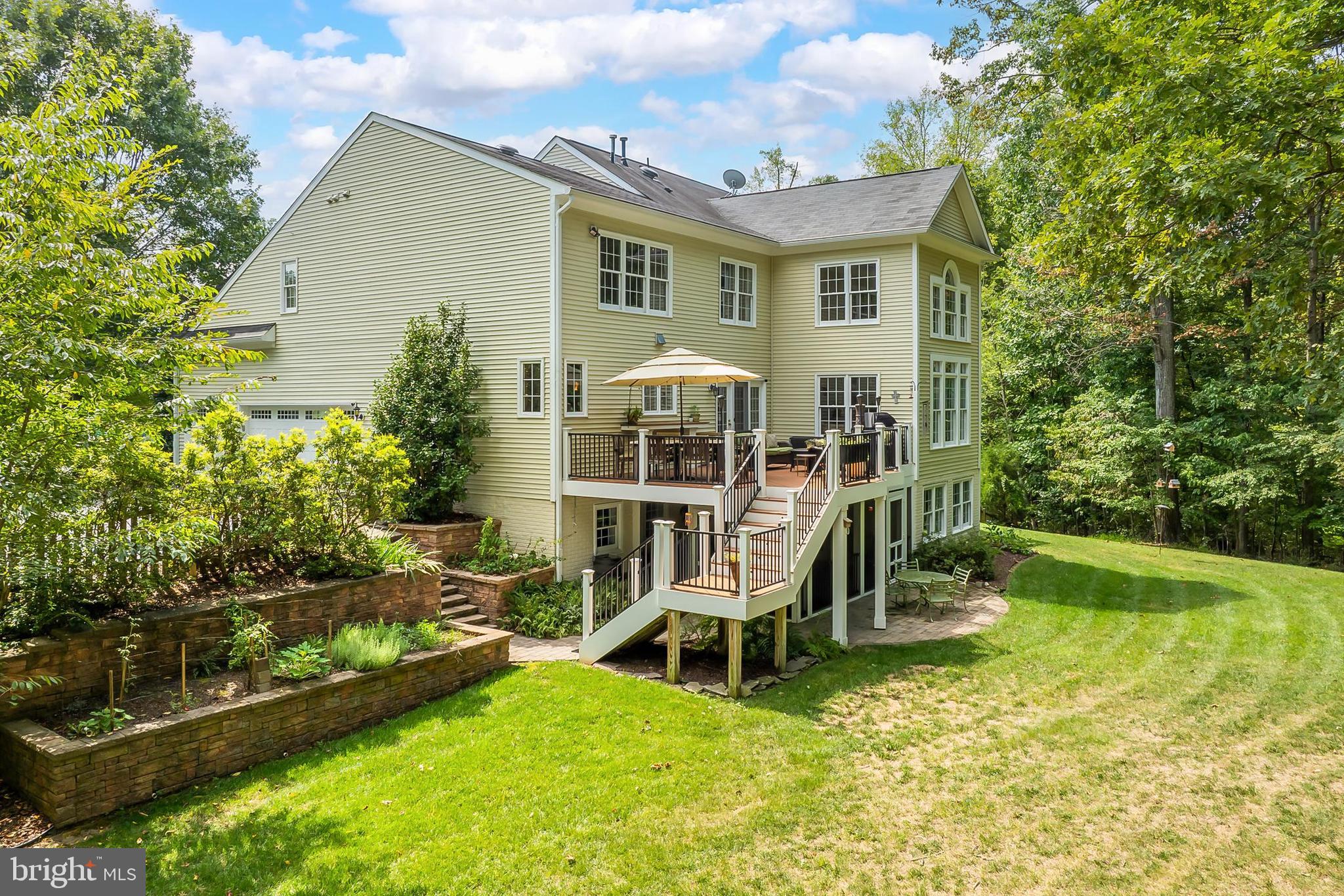 HERITAGE FARMS - Residential