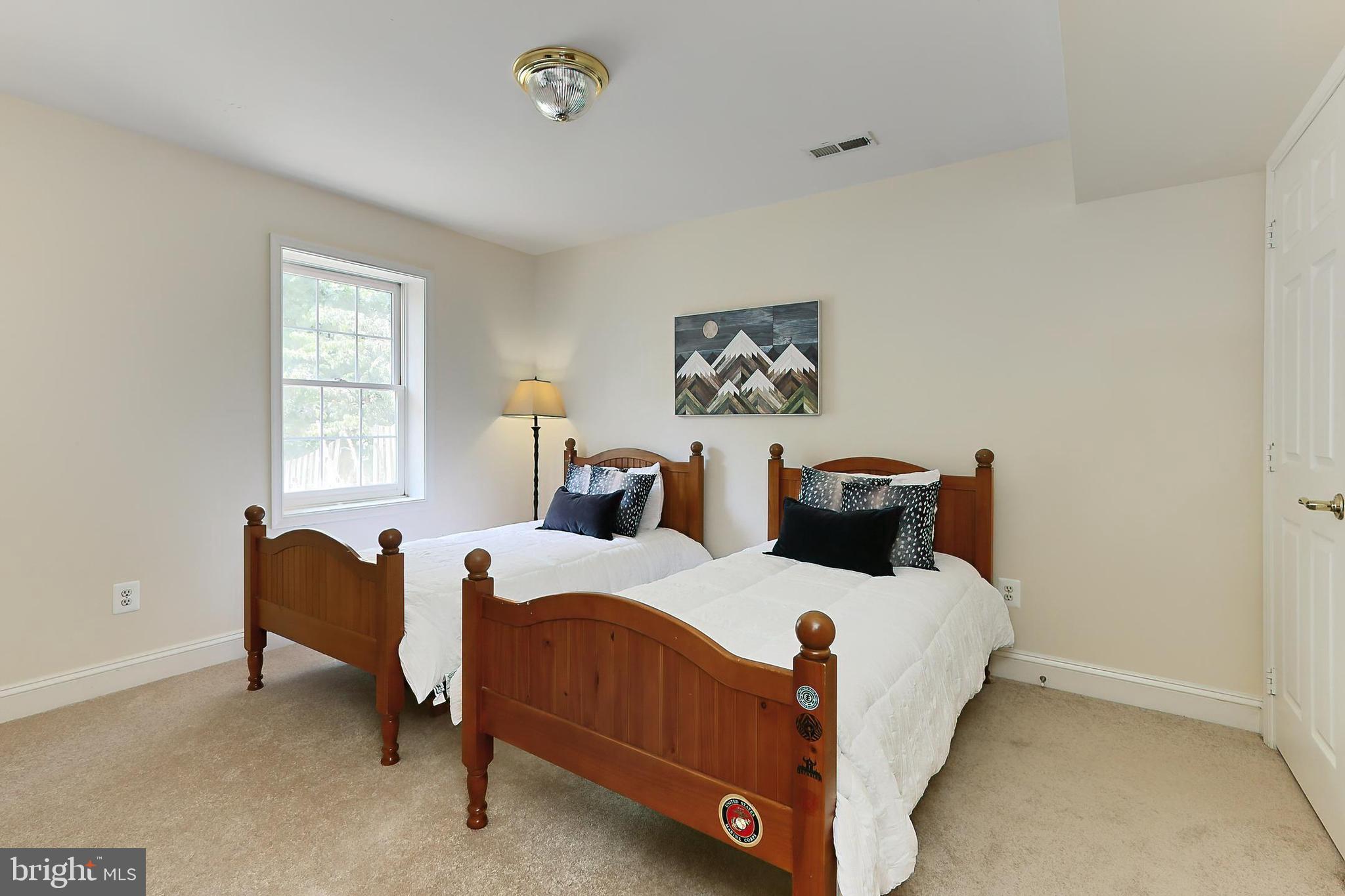 HERITAGE FARMS - Residential