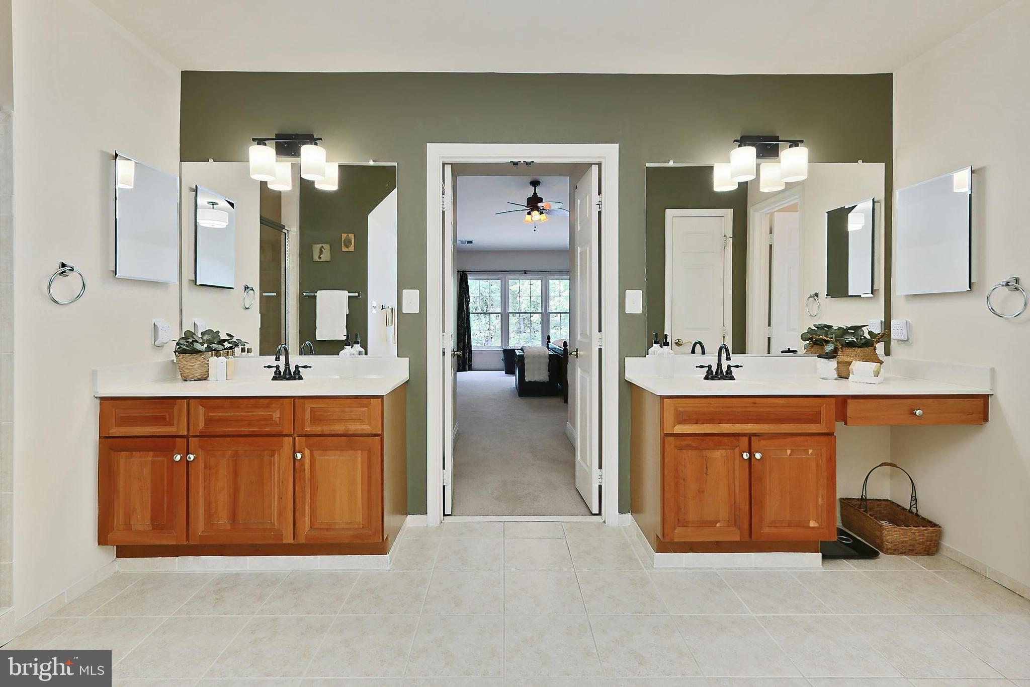 HERITAGE FARMS - Residential