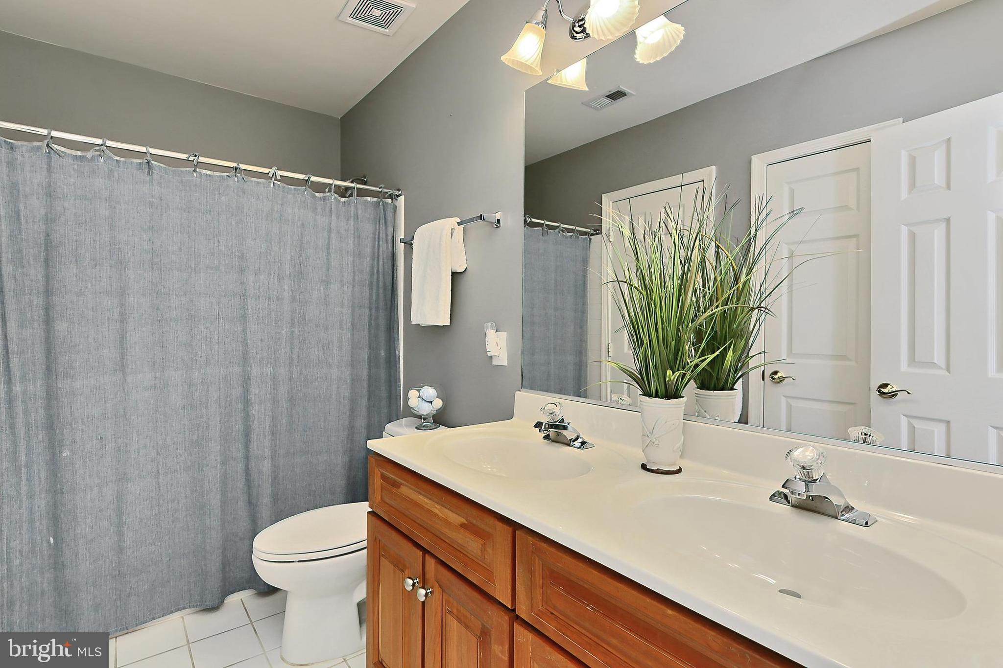 HERITAGE FARMS - Residential