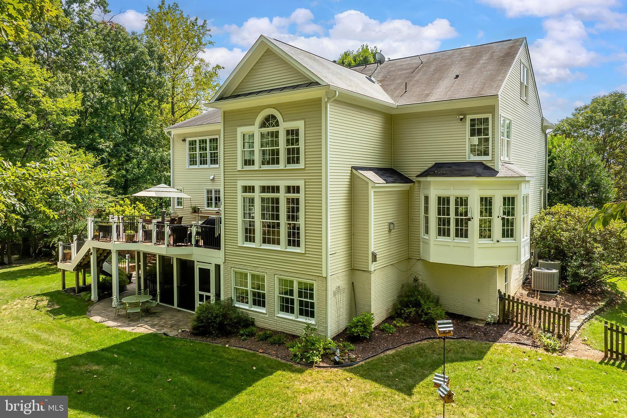 HERITAGE FARMS - Residential