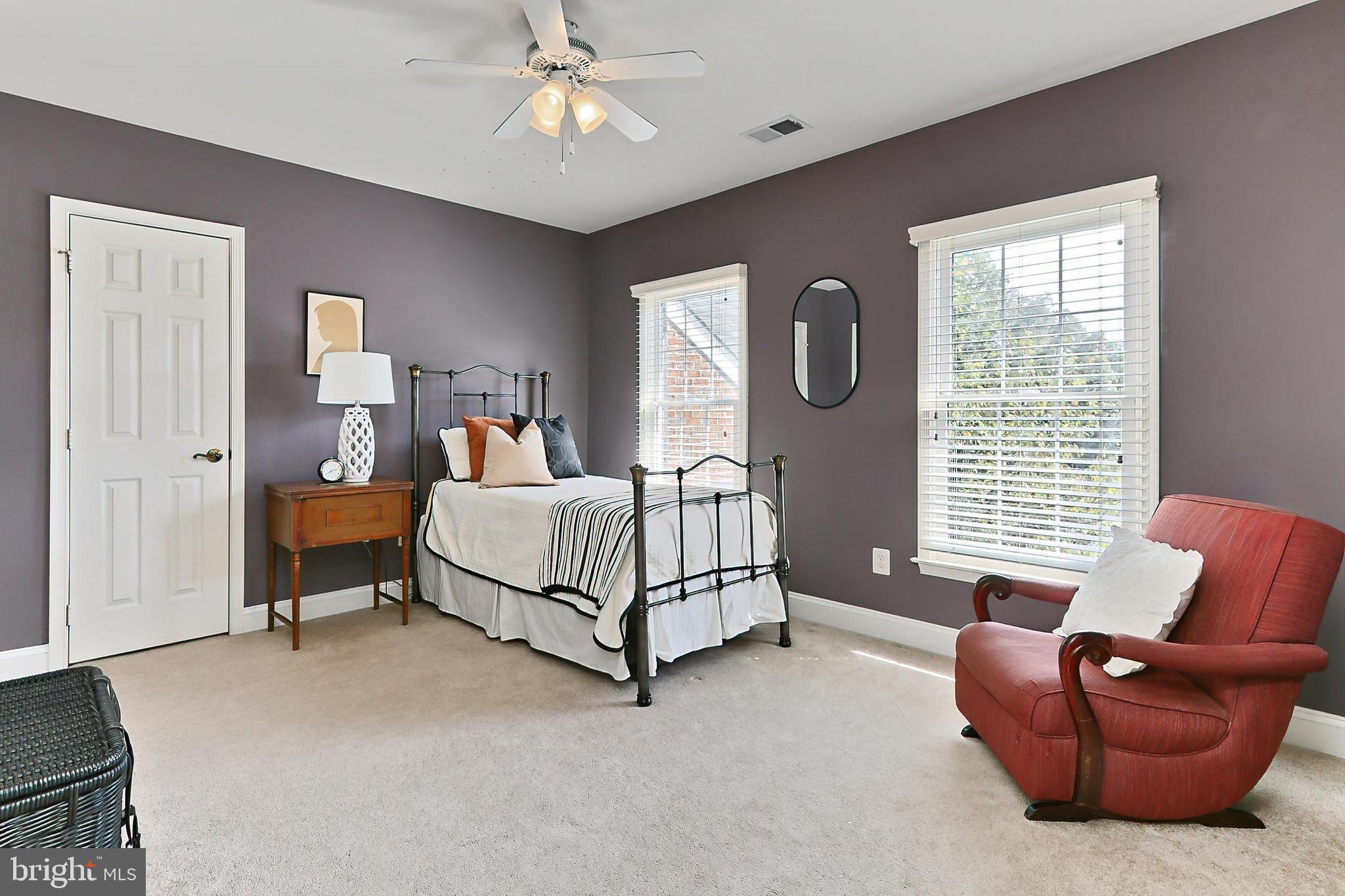 HERITAGE FARMS - Residential