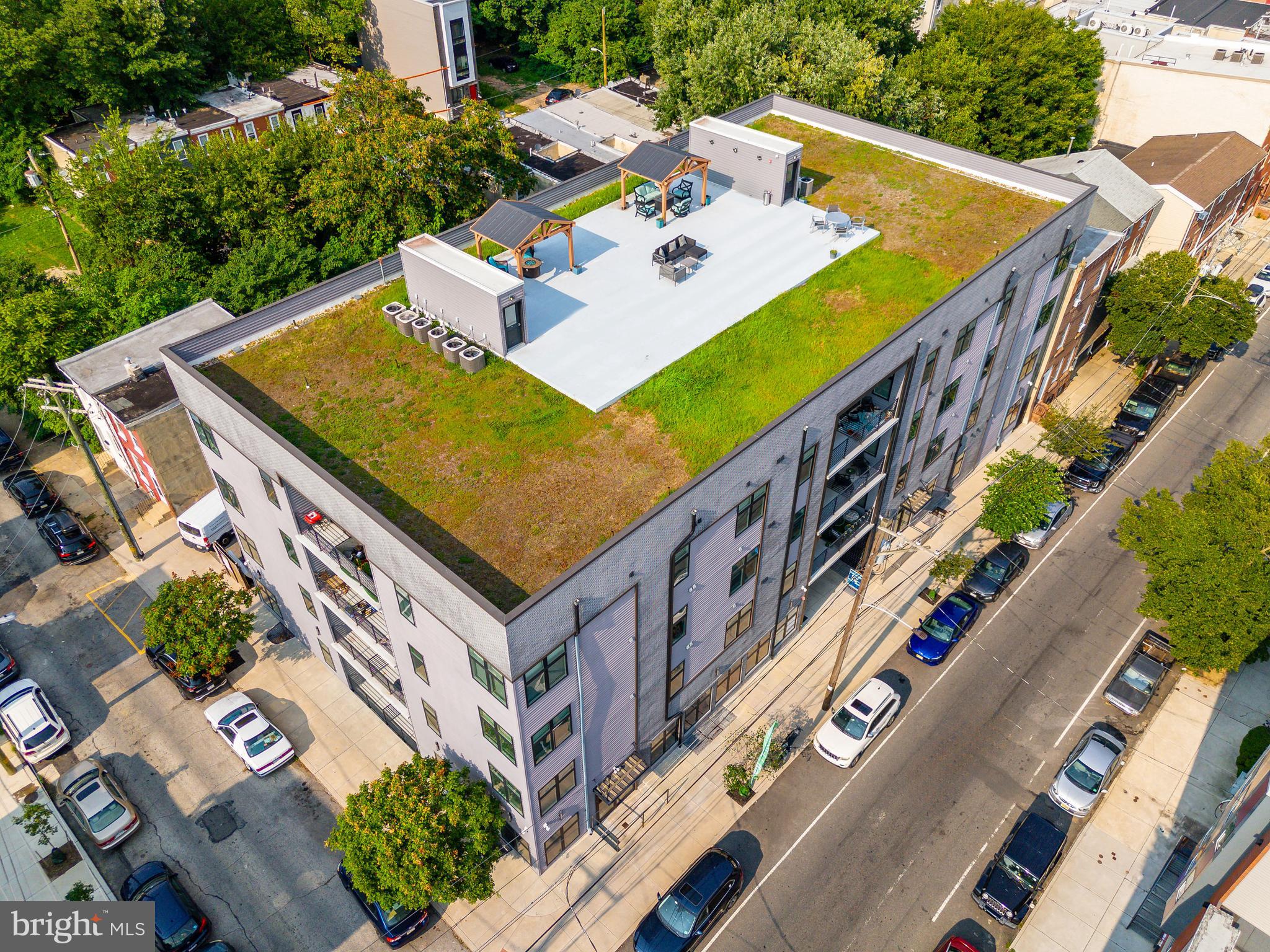 3925 HAVERFORD AVENUE 29