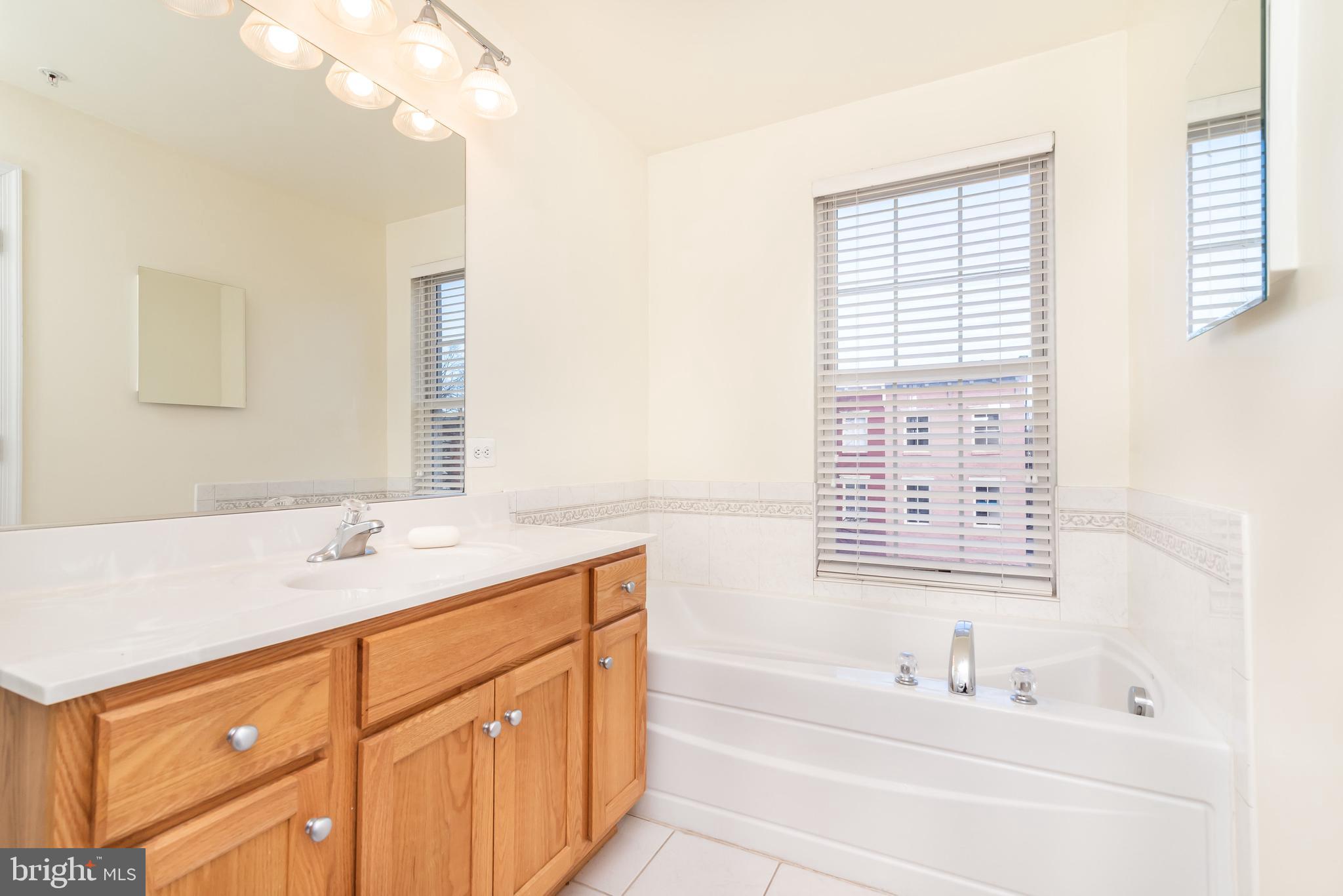 CAMDEN CROSSING - Residential