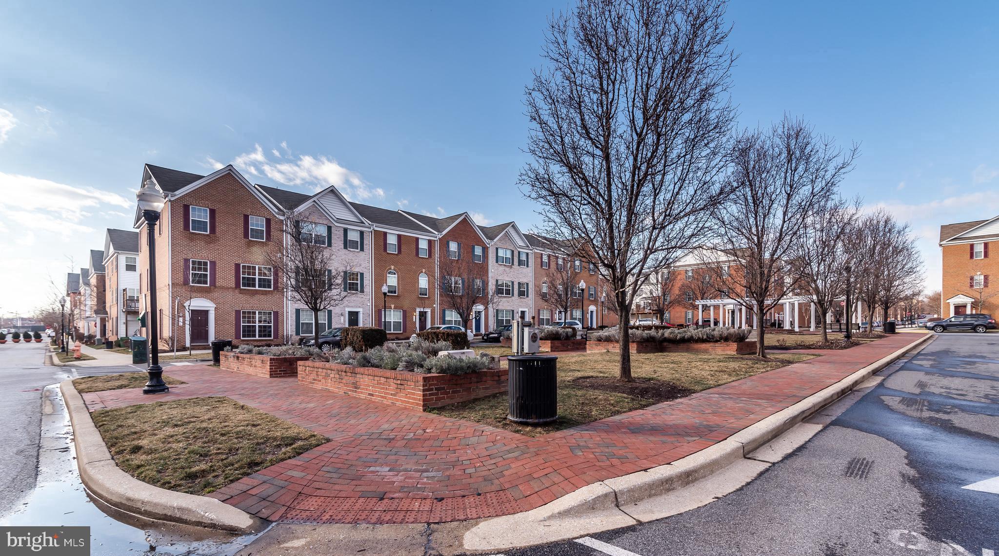 CAMDEN CROSSING - Residential
