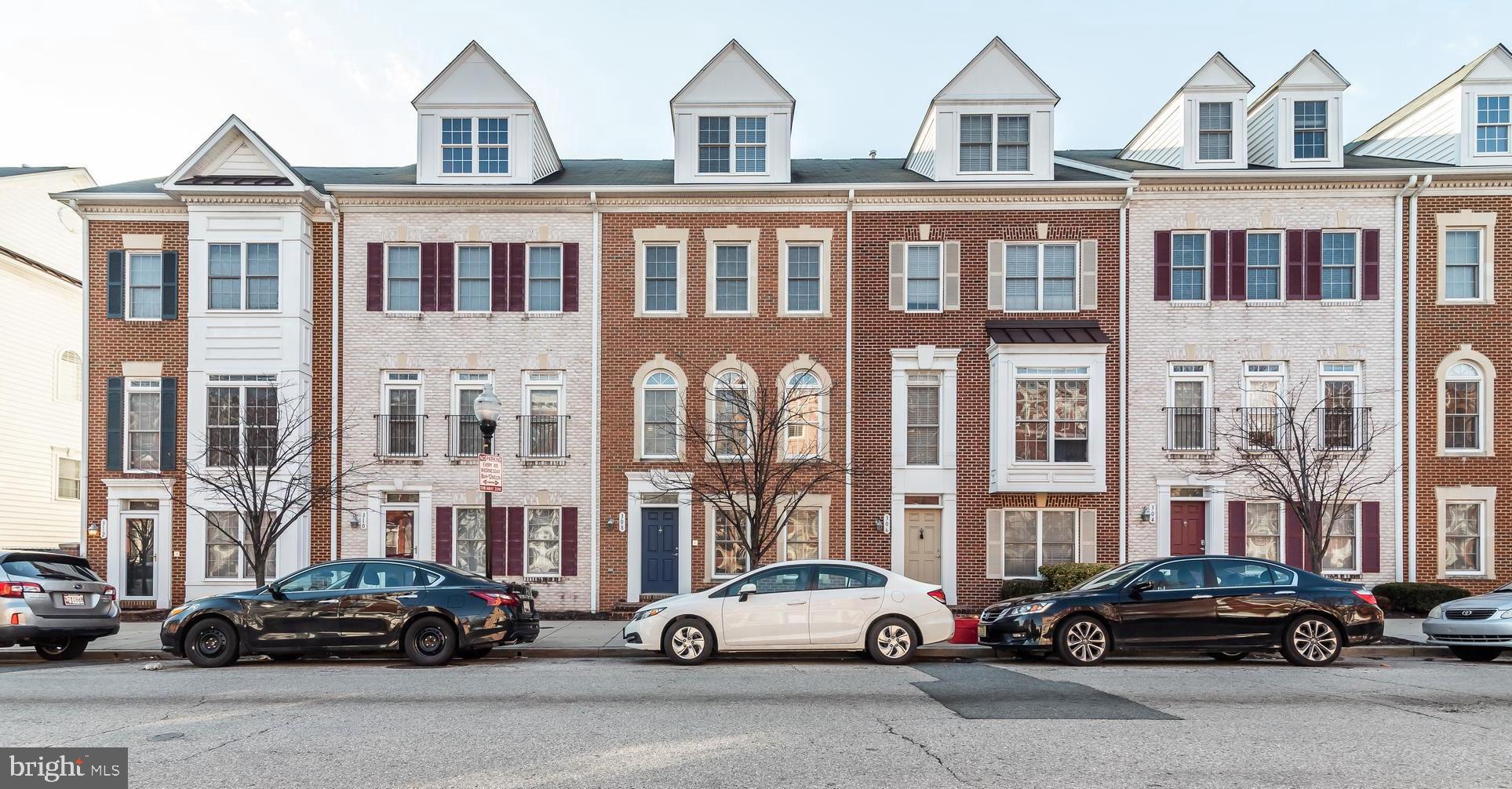 CAMDEN CROSSING - Residential