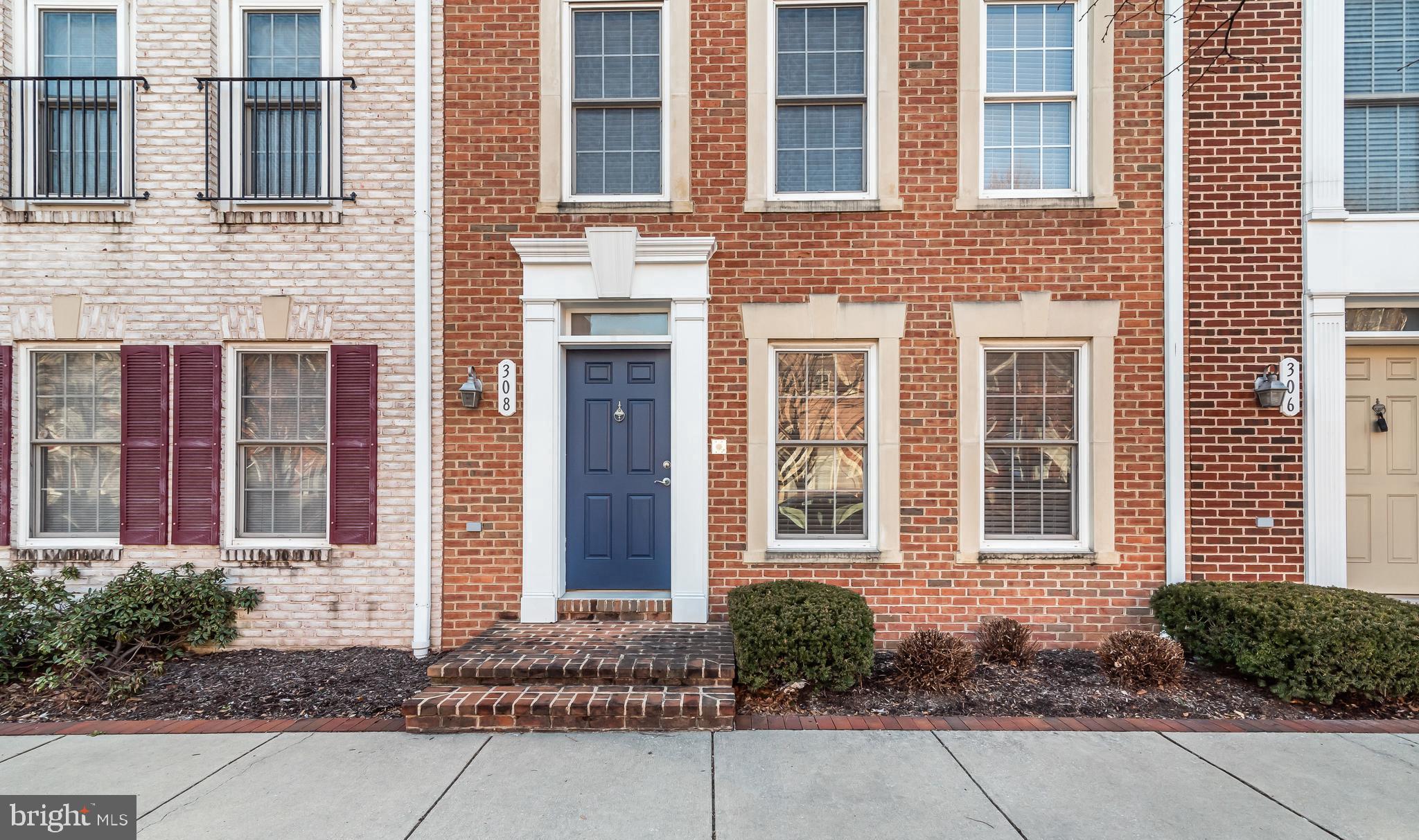 CAMDEN CROSSING - Residential