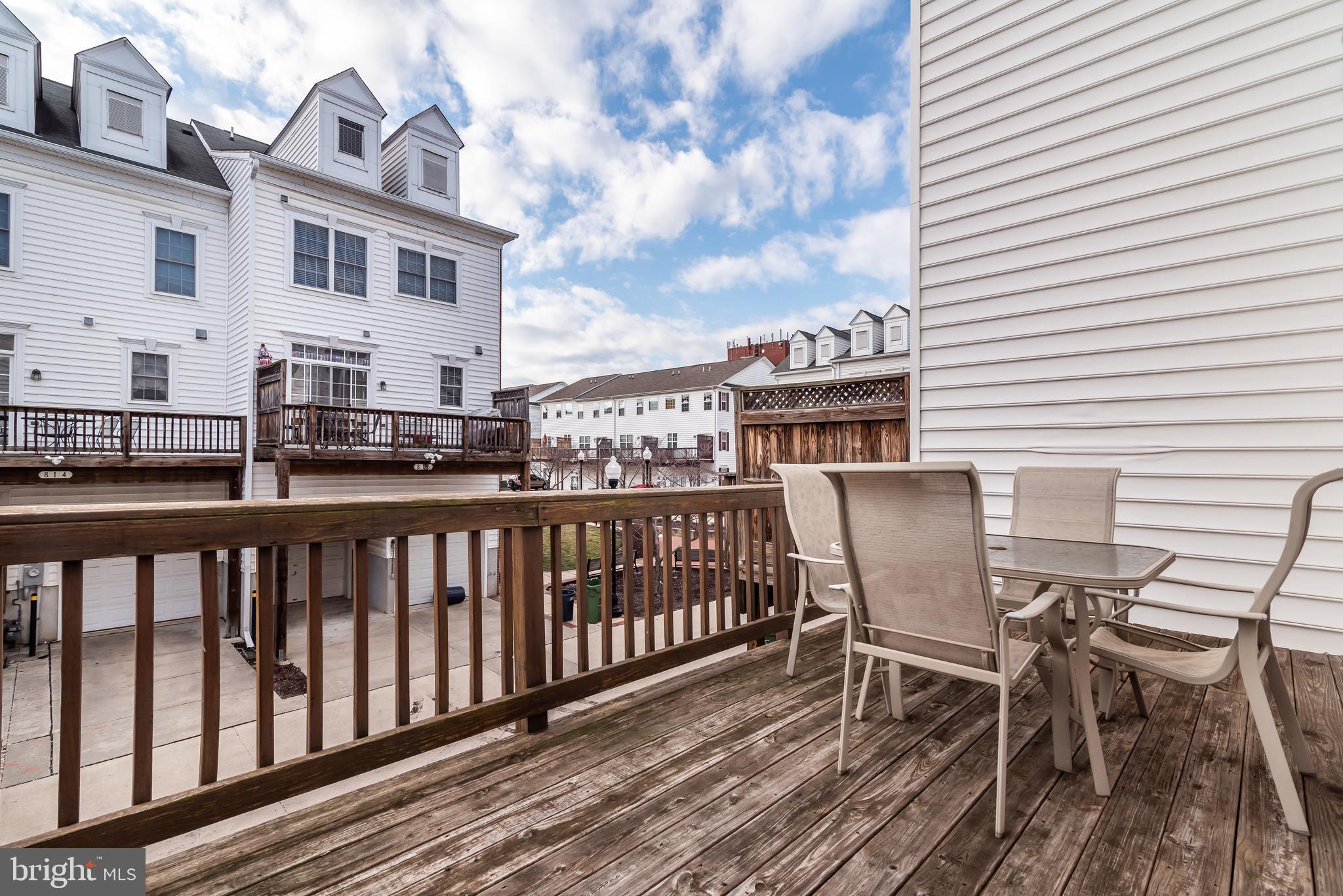 CAMDEN CROSSING - Residential