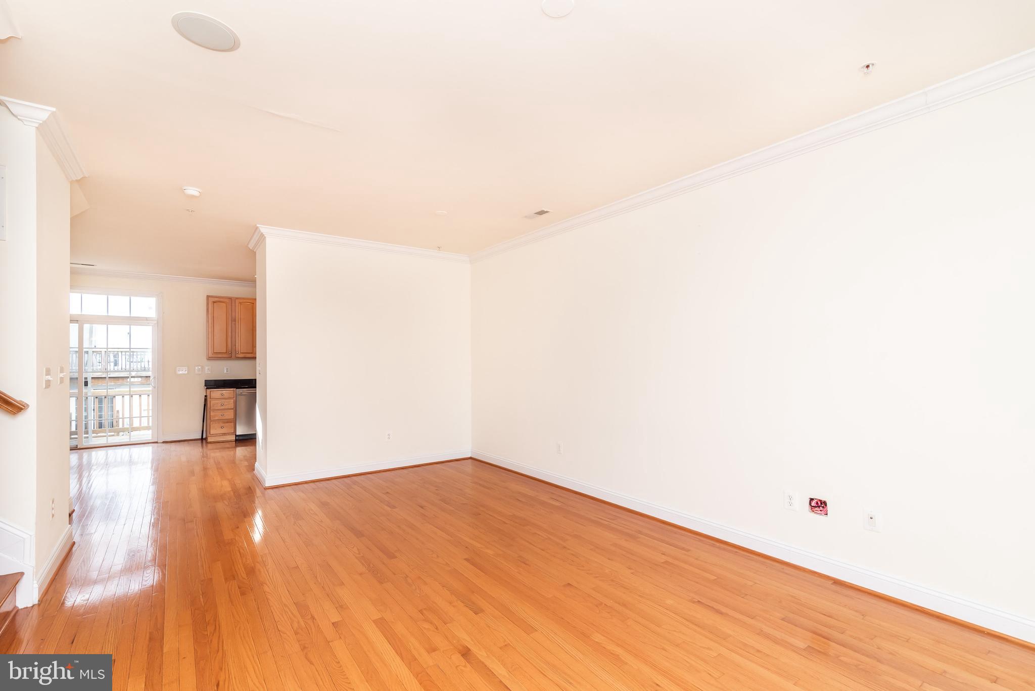 CAMDEN CROSSING - Residential