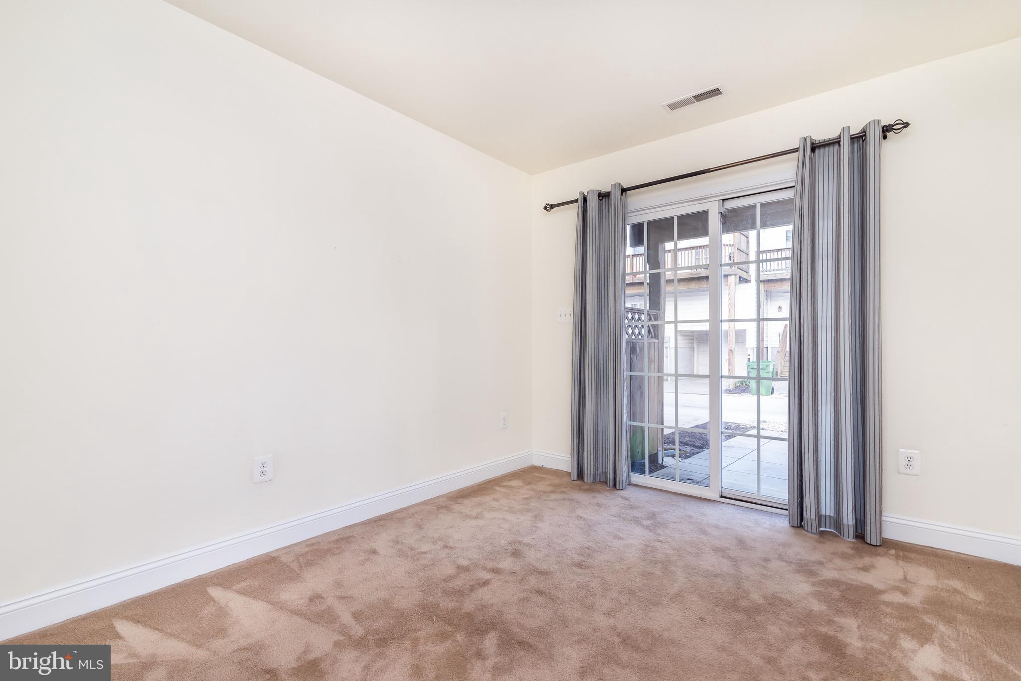 CAMDEN CROSSING - Residential