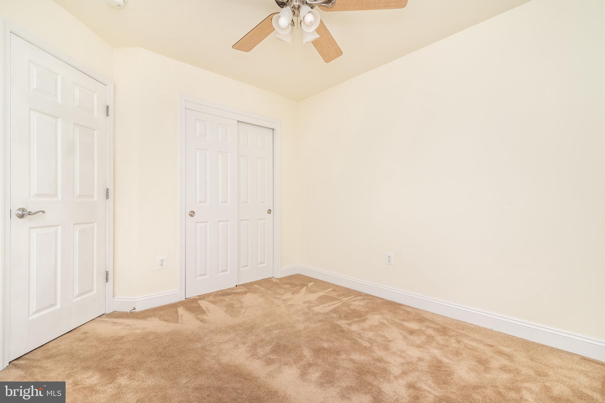 CAMDEN CROSSING - Residential